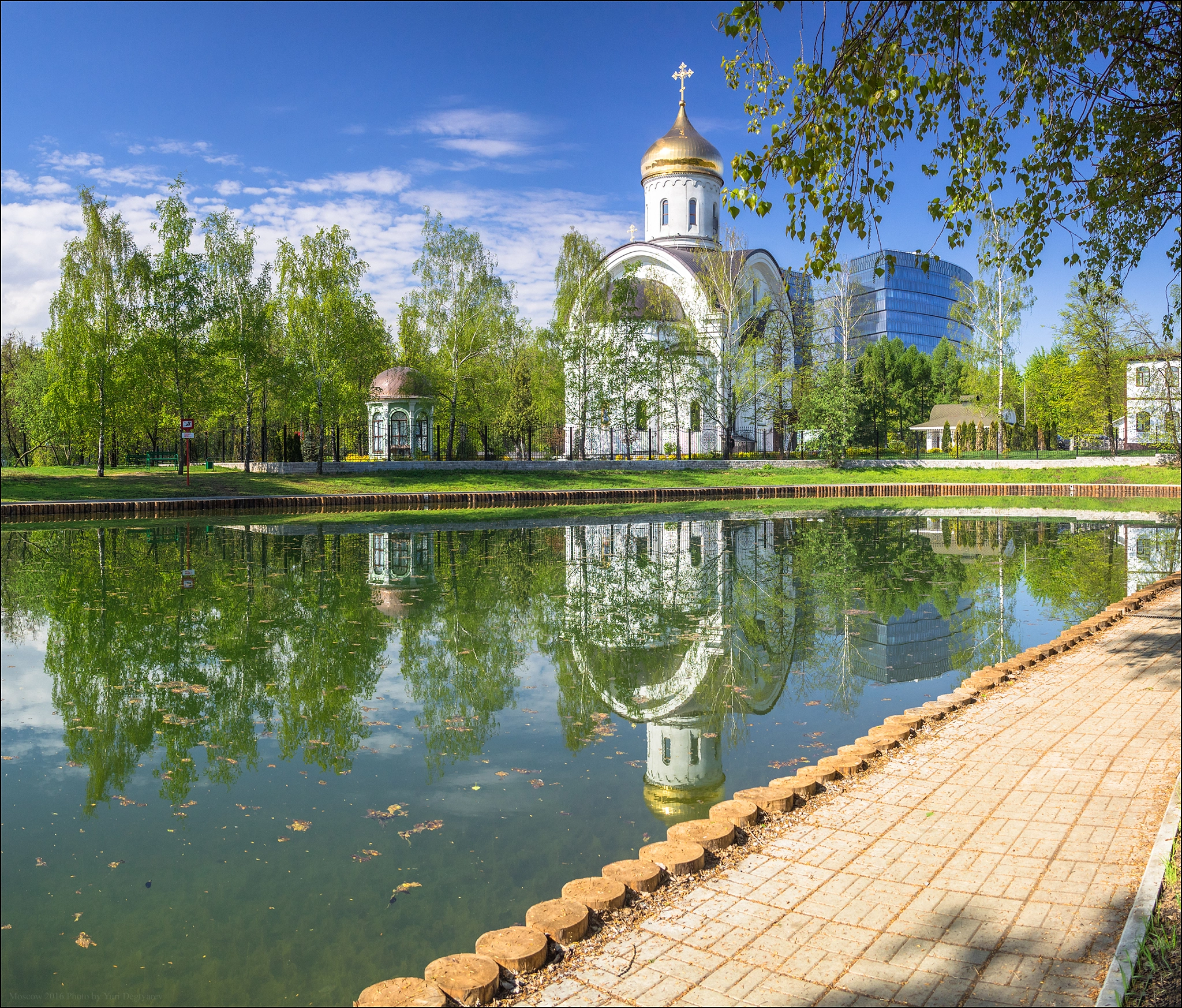 Summicron T 1:2 23 ASPH. sample photo. Russia. moscow. church euphrasinia moskovskaya. photography