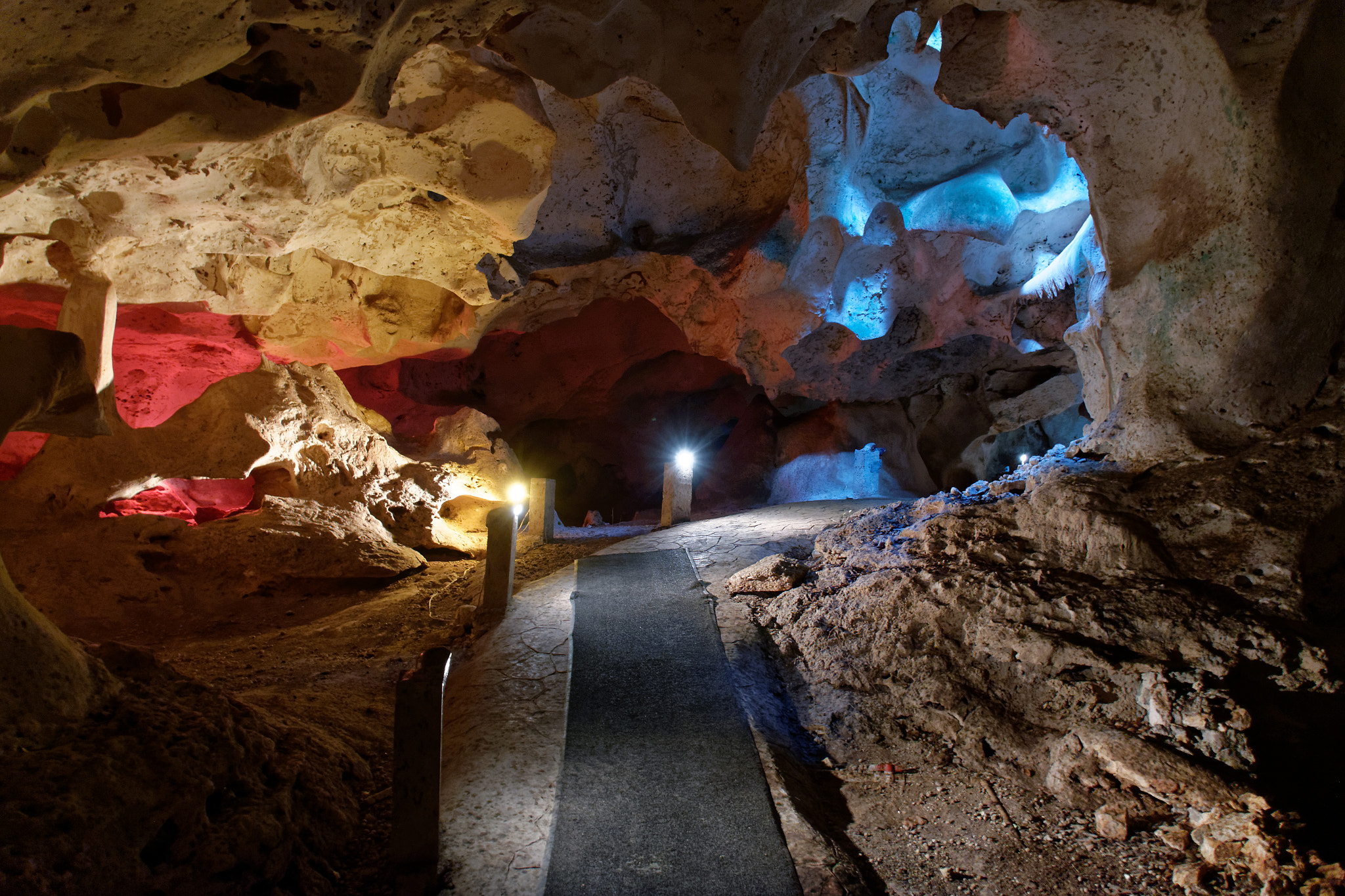 Minolta AF 28-85mm F3.5-4.5 New sample photo. Green grotto cave photography