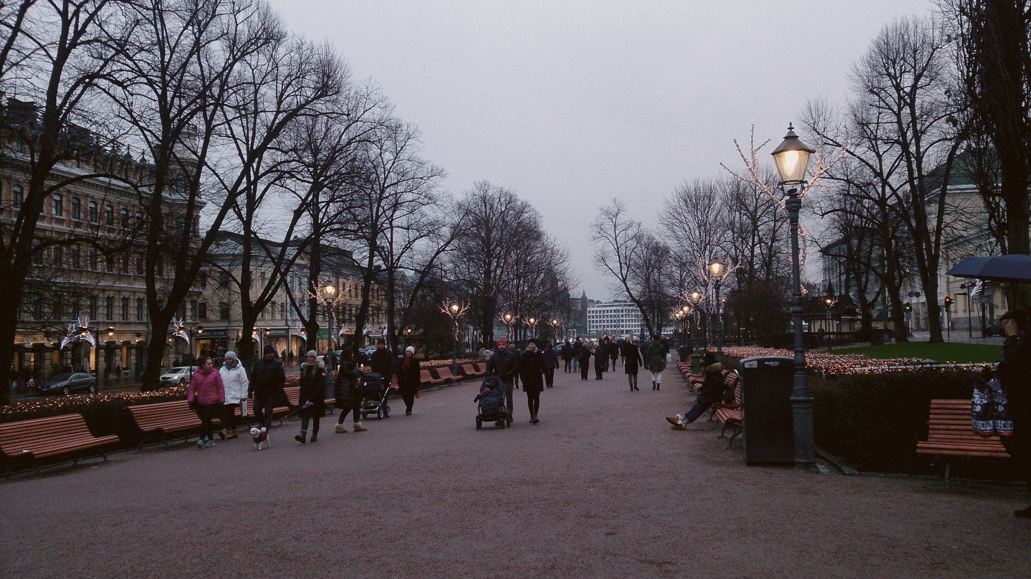 Sony Xperia ZR sample photo. Evening photography