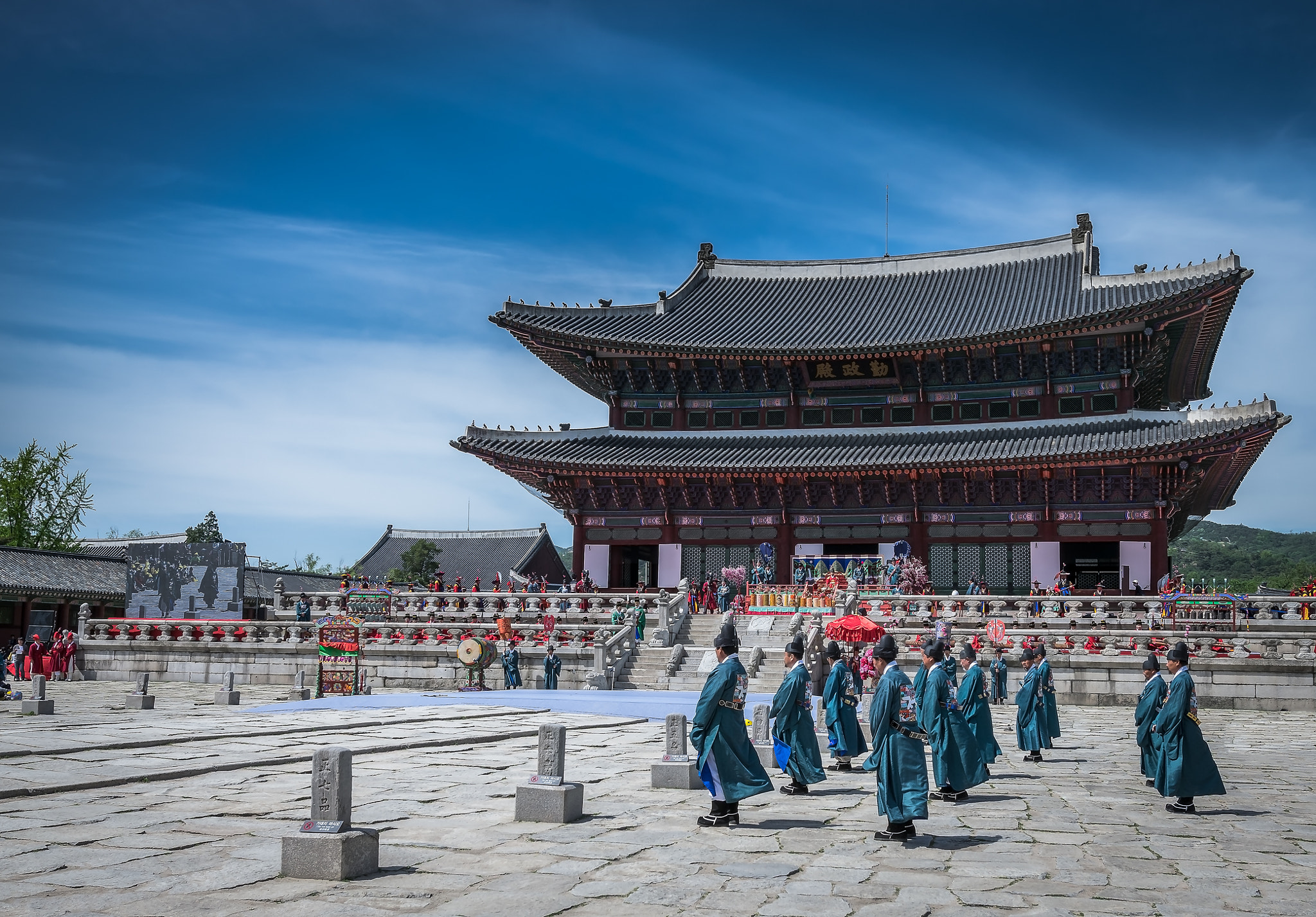 Nikon AF-S Nikkor 14-24mm F2.8G ED sample photo. Gyeongbokgung palace, seoul photography