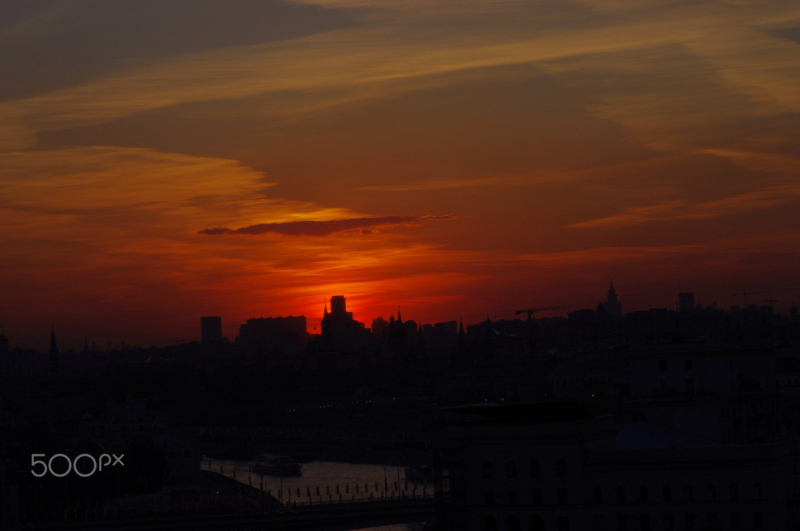 Sigma 70-300mm F4-5.6 Macro sample photo. Sunset photography