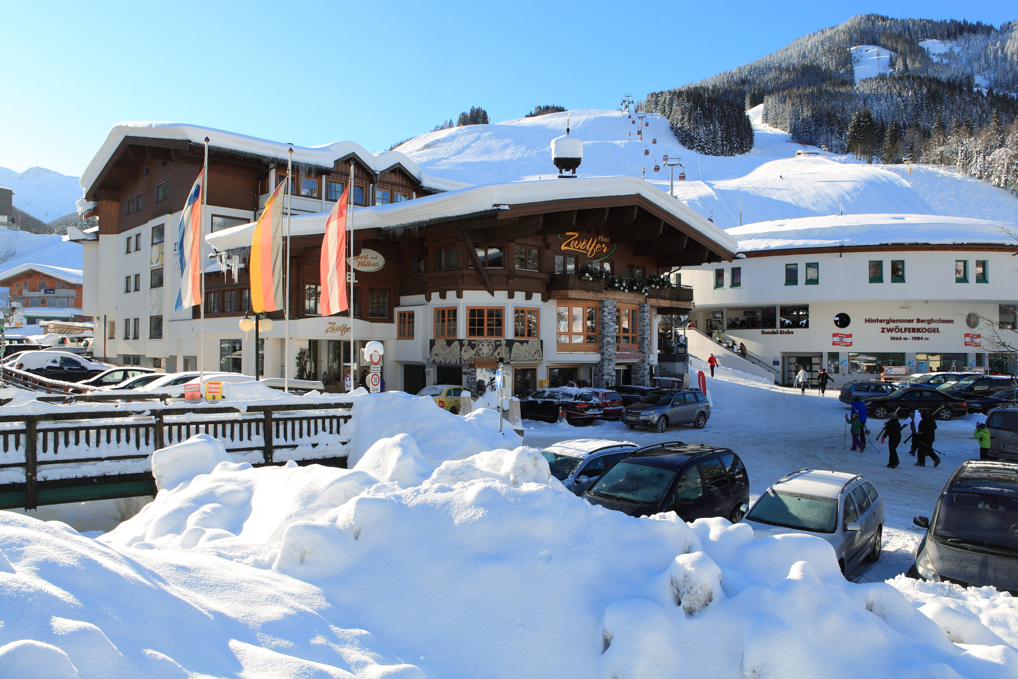 Canon EF 24-70mm F2.8L USM sample photo. Das zwÖlferhaus - ihr urlaubshotel in saalbach photography