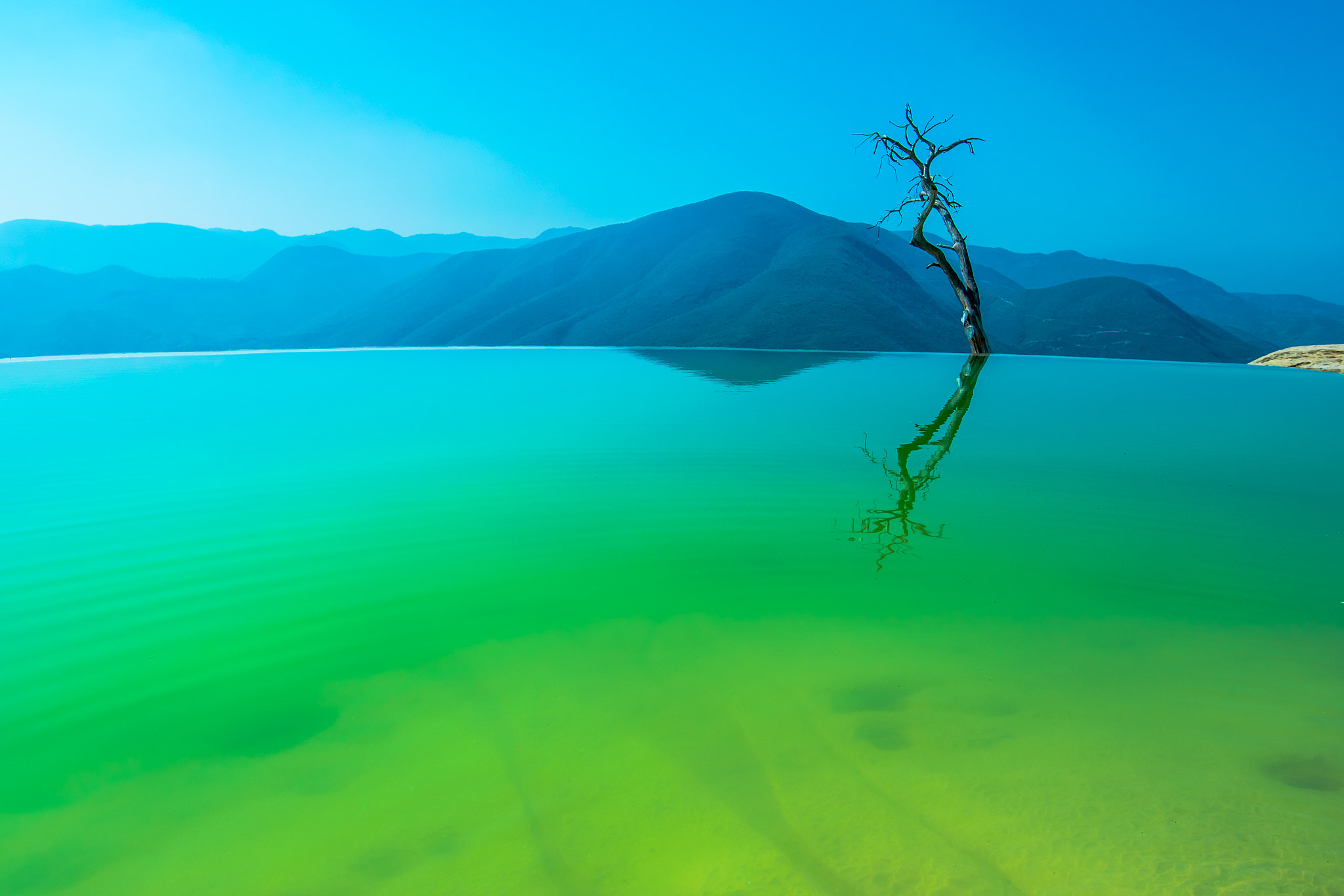 Nikon AF-S Nikkor 16-35mm F4G ED VR sample photo. Hierve el agua, oaxaca photography