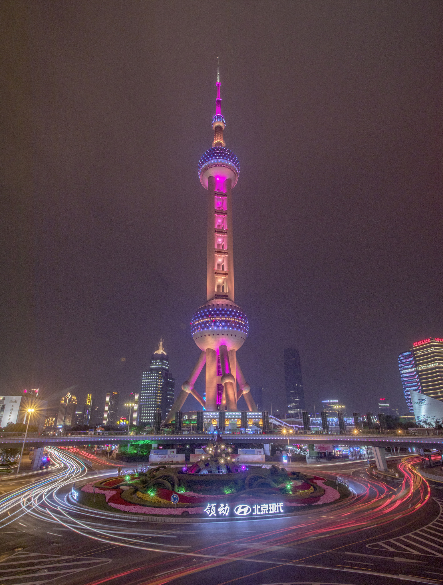 Canon EF-S 10-18mm F4.5–5.6 IS STM sample photo. 陆家嘴夜景 photography