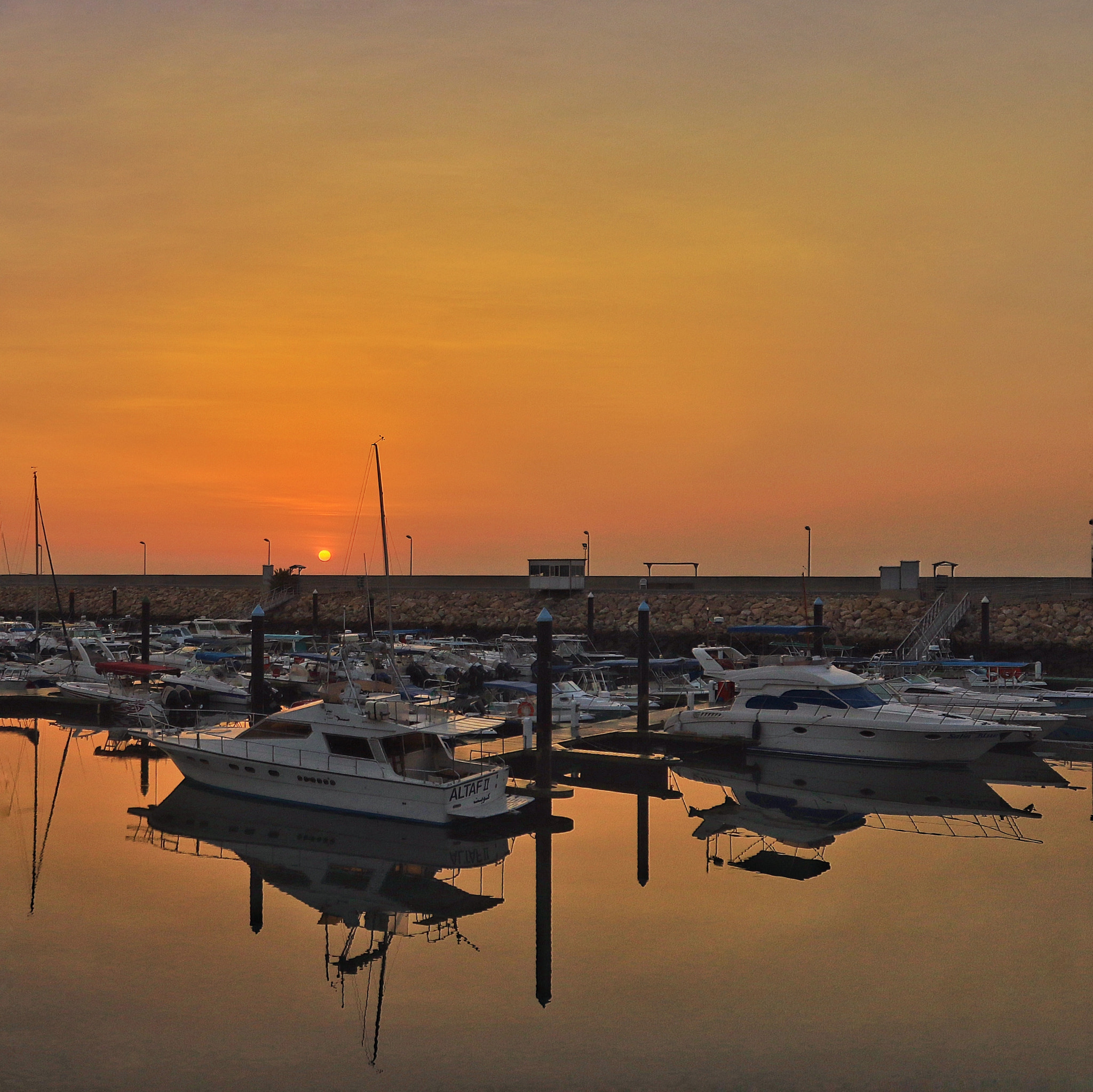 Canon EF 17-40mm F4L USM sample photo. Good morning photography