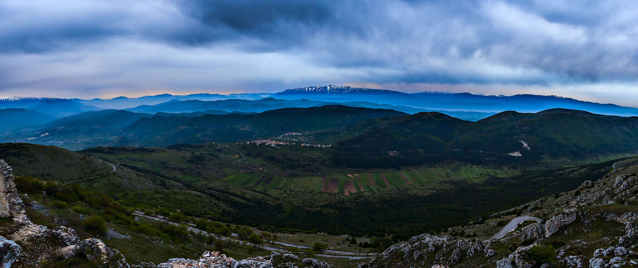 Canon EOS 30D + Canon EF-S 10-22mm F3.5-4.5 USM sample photo. Extreme landscape photography