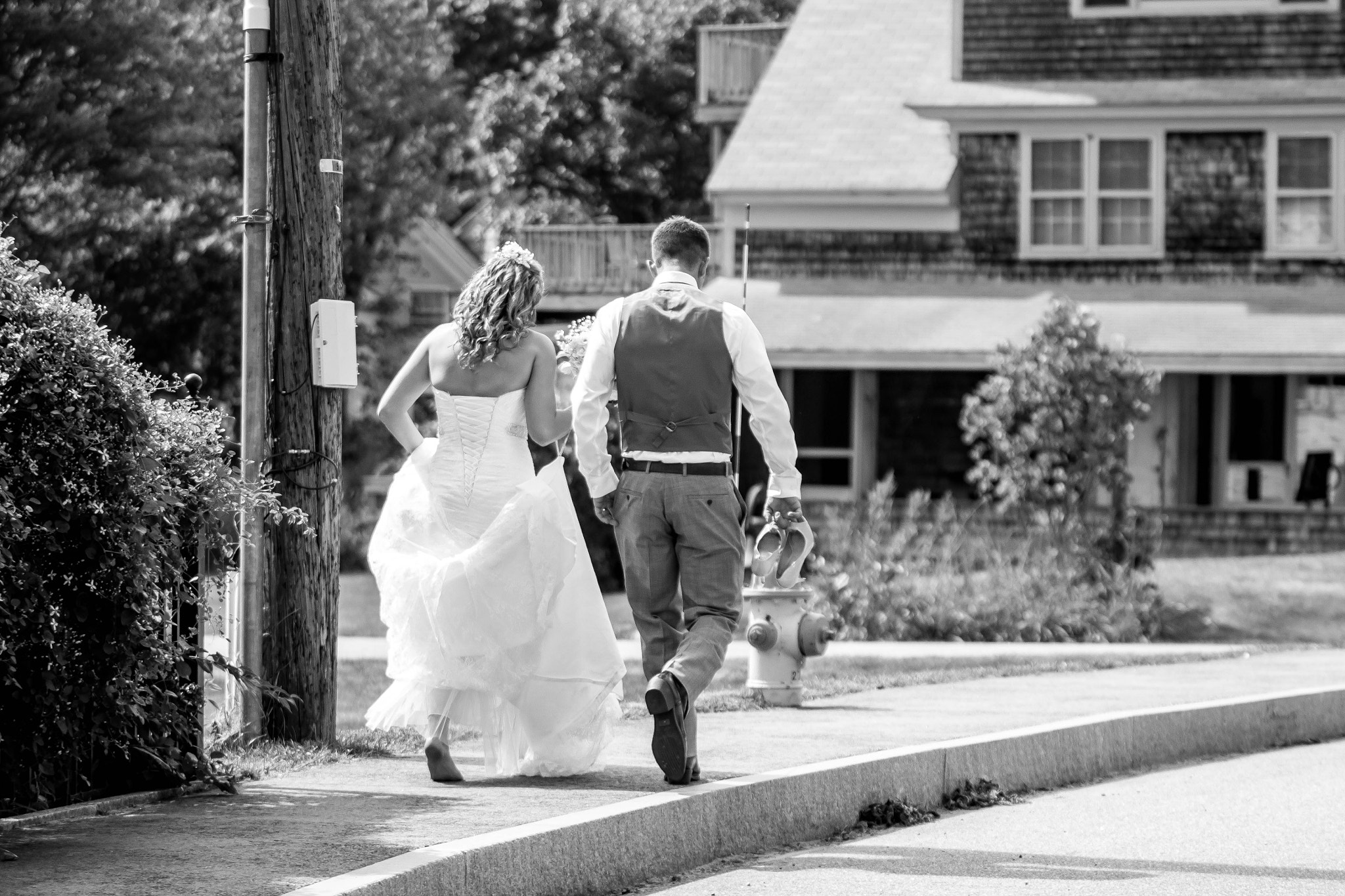 Canon EF 70-200mm F2.8L USM sample photo. "hold my shoes" photography