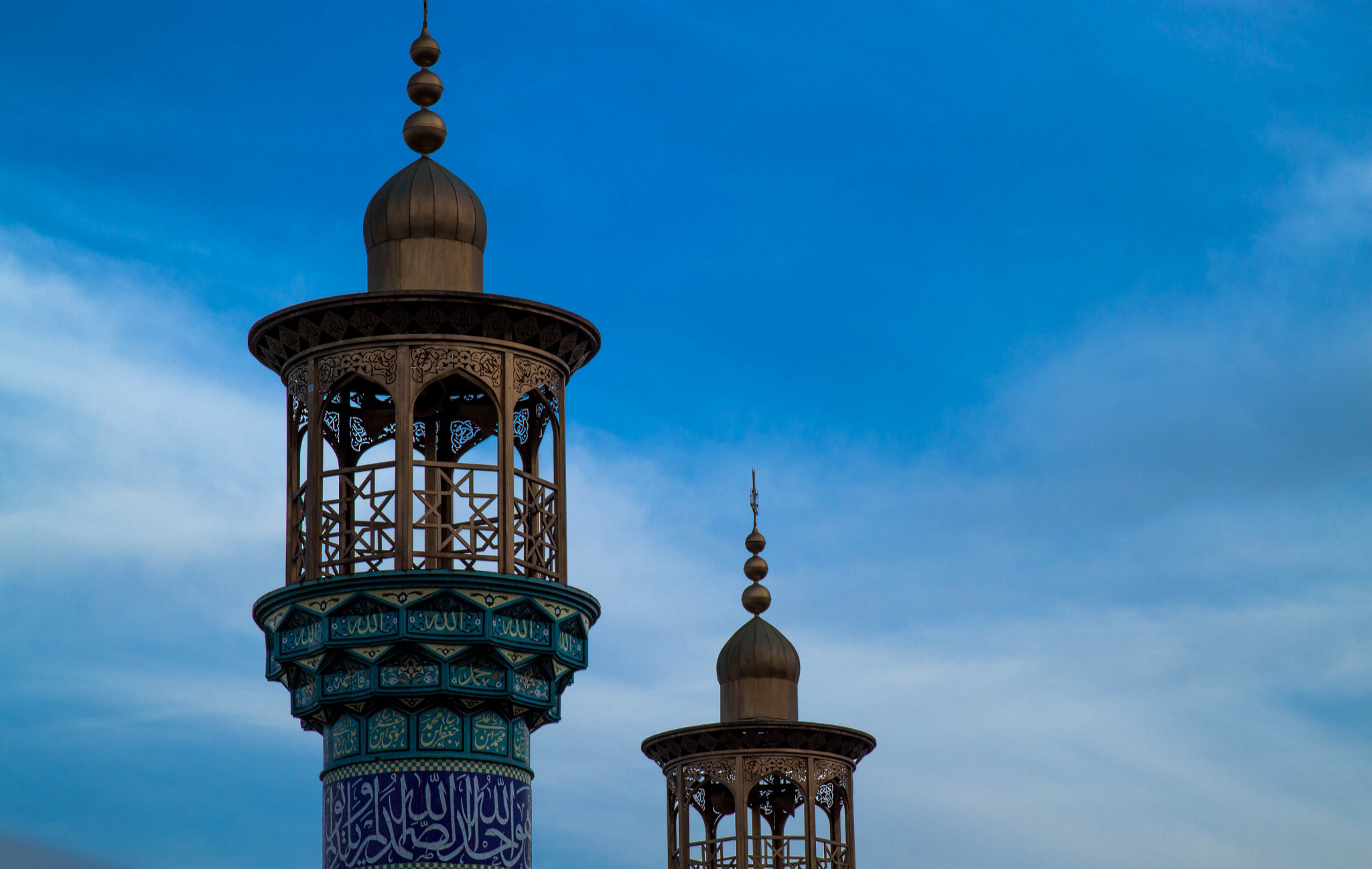 Sigma 24-70mm F2.8 EX DG Macro sample photo. Mosque photography