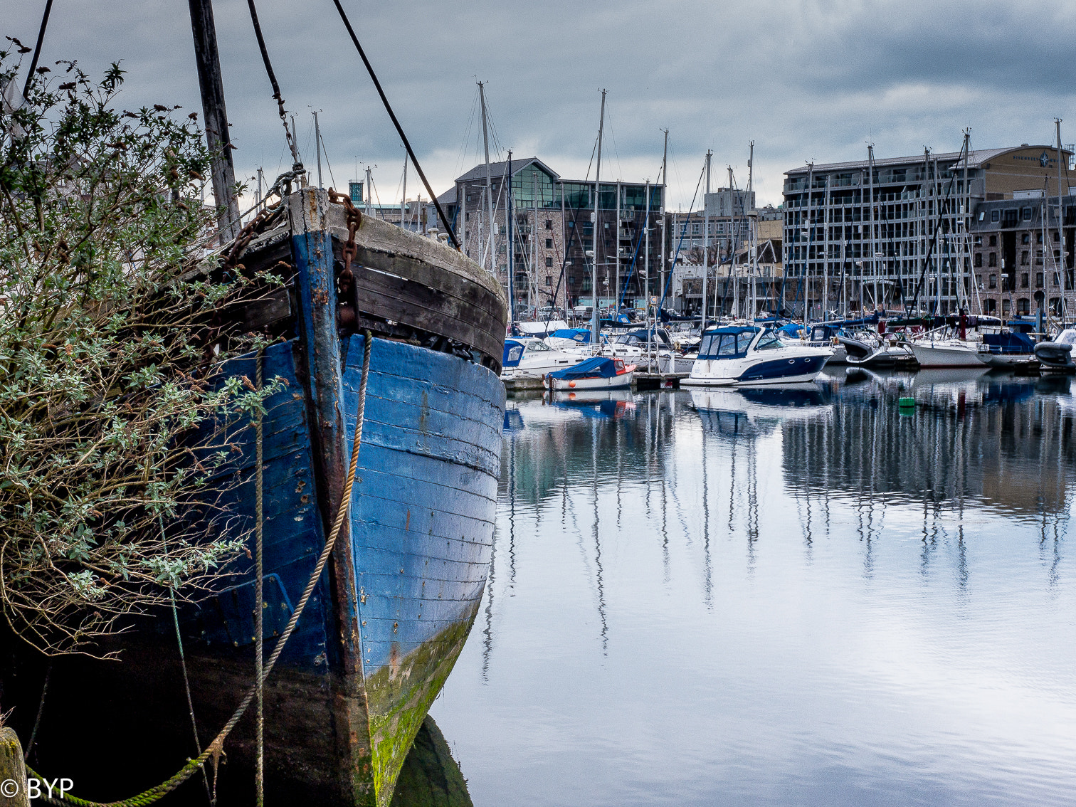 Panasonic Lumix DMC-G6 sample photo. That old boat  2015-04-28.jpg photography