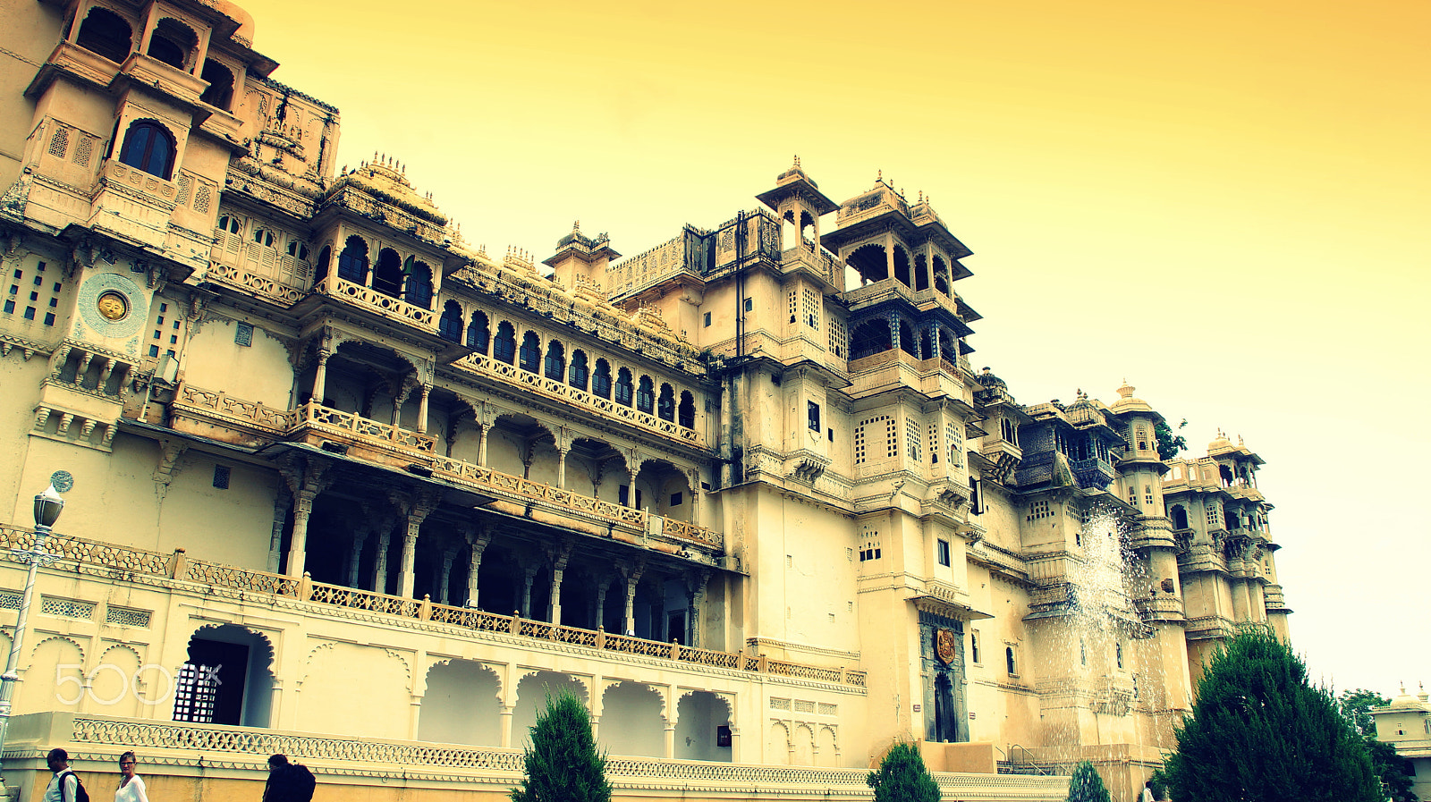 Sony DT 18-200mm F3.5-6.3 sample photo. Lake city udaipur, rajasthan, india photography