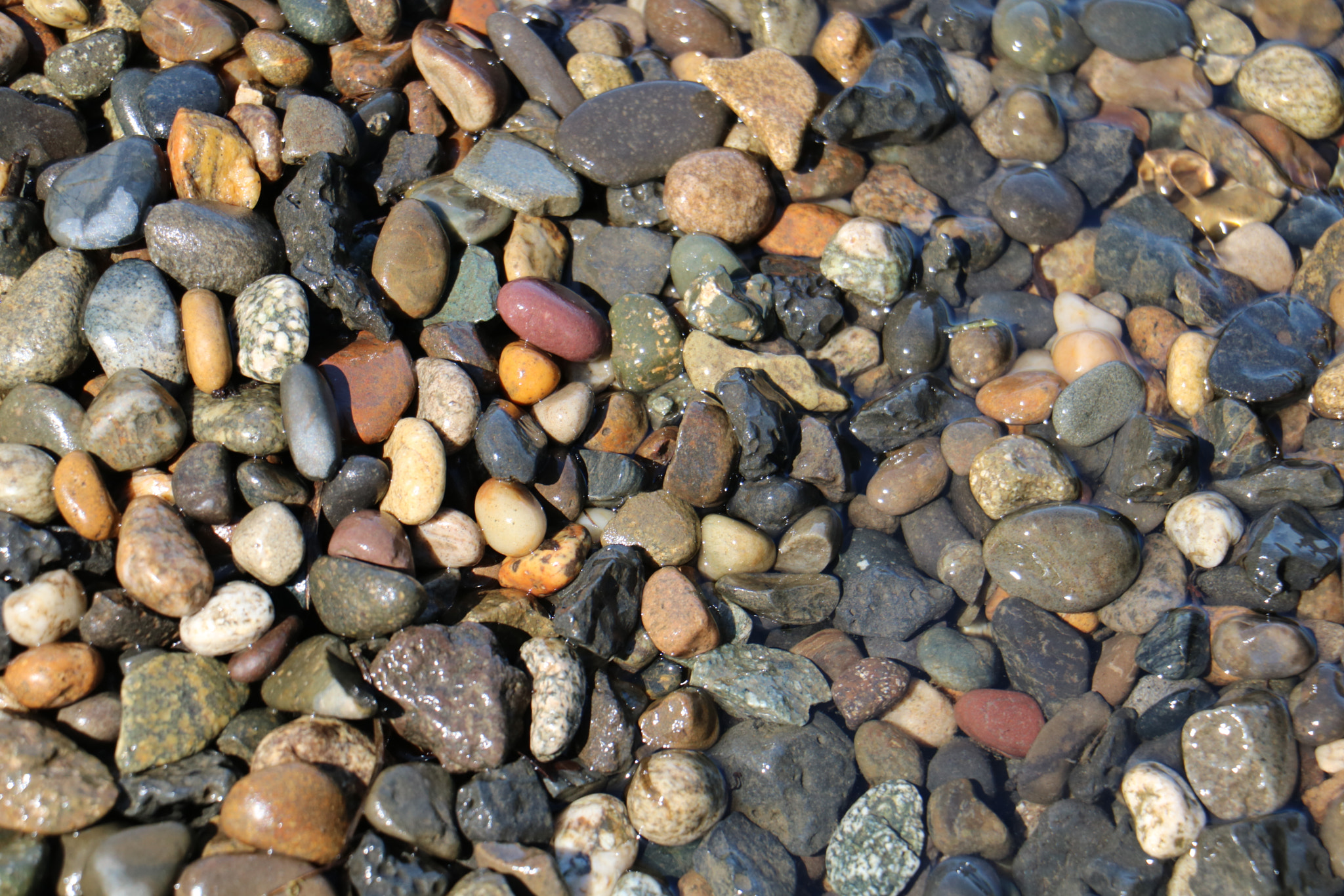 Canon EF-S 18-135mm F3.5-5.6 IS STM sample photo. Colorful rocks photography