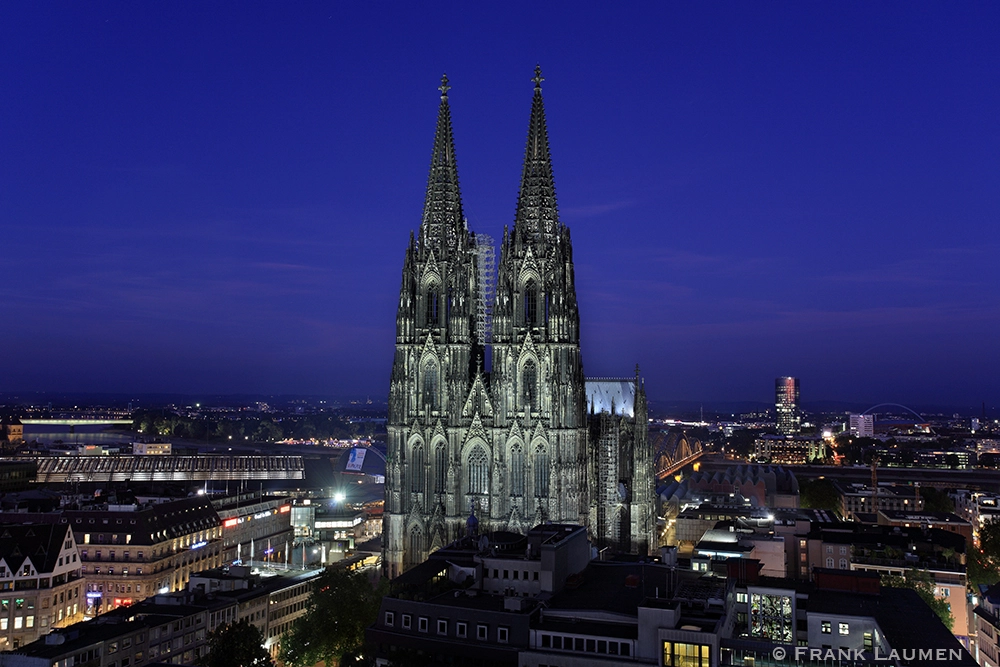 Canon EOS 5DS + Canon TS-E 17mm F4L Tilt-Shift sample photo. Cologne 19 - cologne cathedral photography