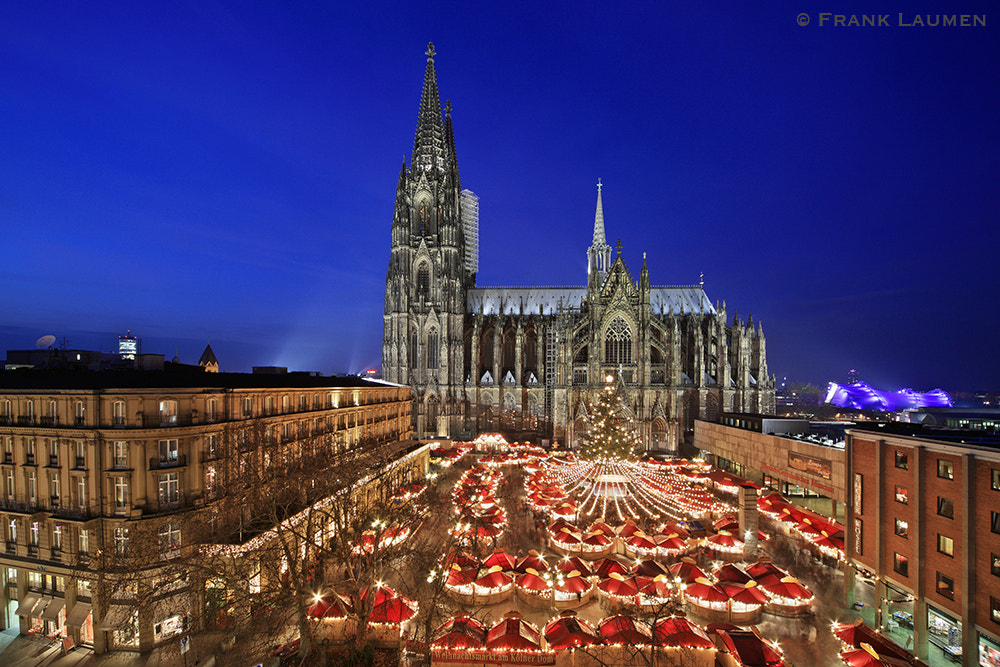 Canon EOS 5DS + Canon TS-E 17mm F4L Tilt-Shift sample photo. Cologne 21 - christmas market roncalli square photography