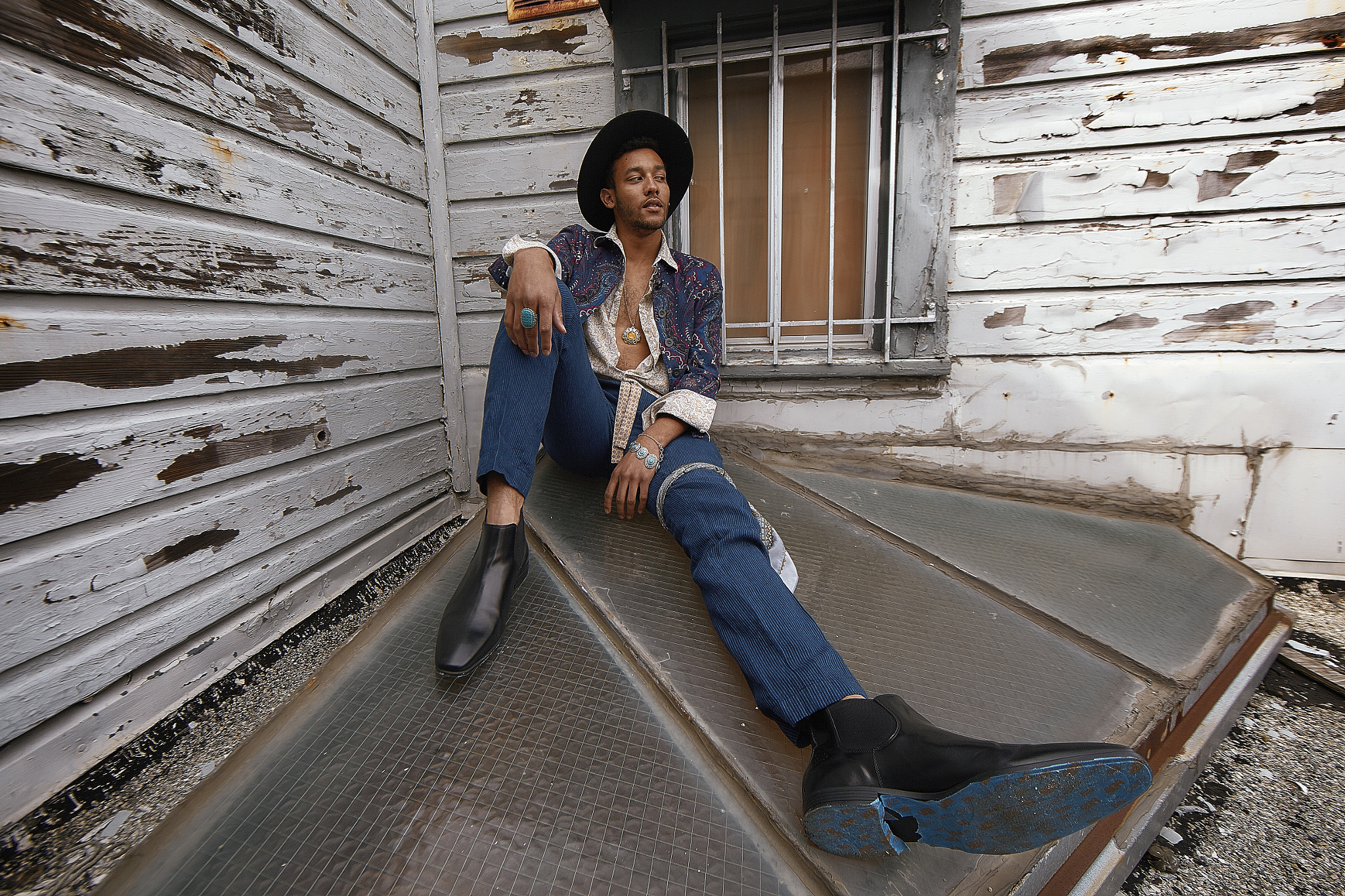 Canon EF 14mm F2.8L II USM sample photo. Hipster cowboy 4 photography