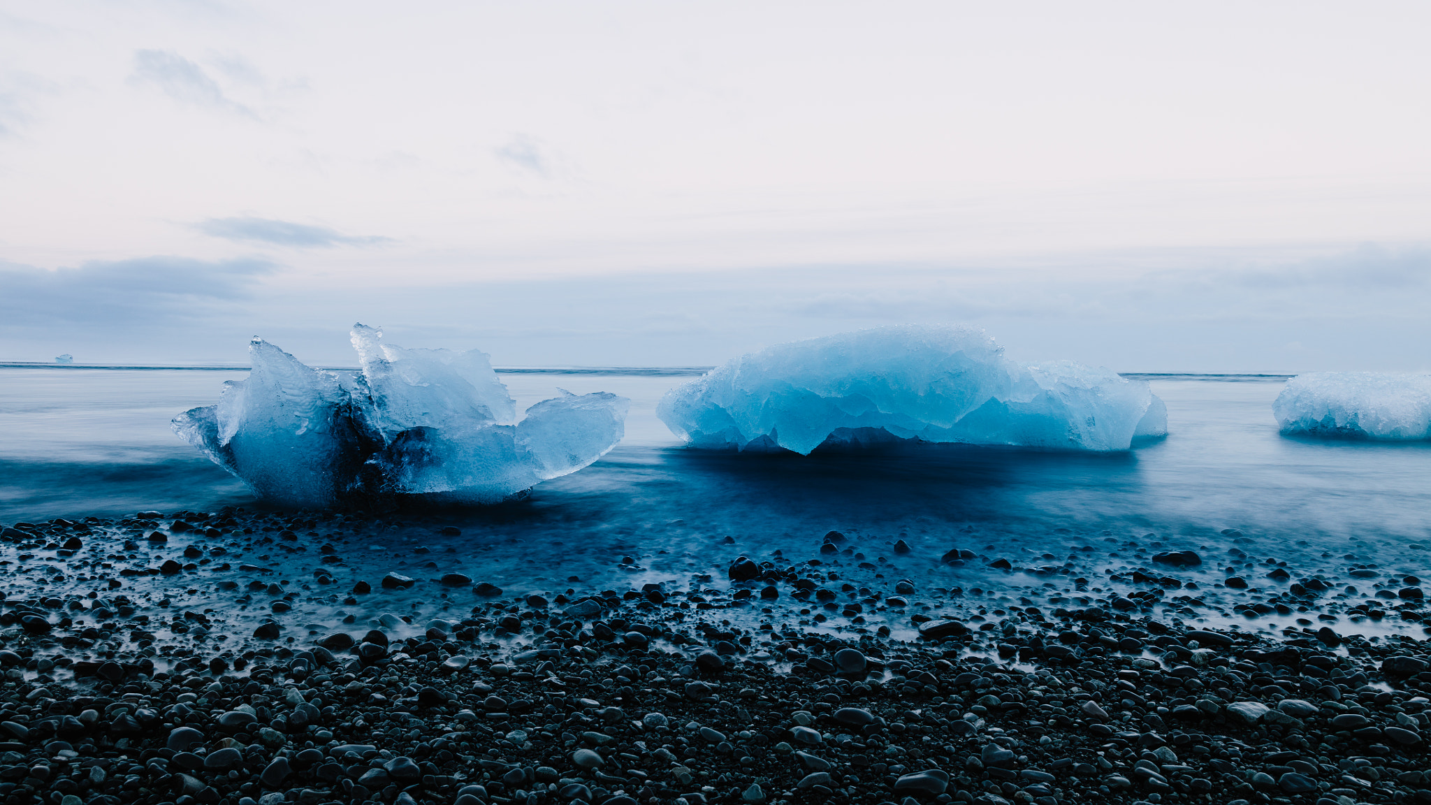 Canon EOS 5DS + Canon EF 24mm F1.4L II USM sample photo. Iceland photography