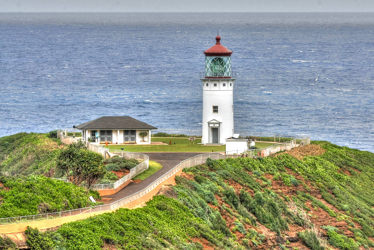 Canon EOS 450D (EOS Rebel XSi / EOS Kiss X2) sample photo. Kauai lighthouse photography