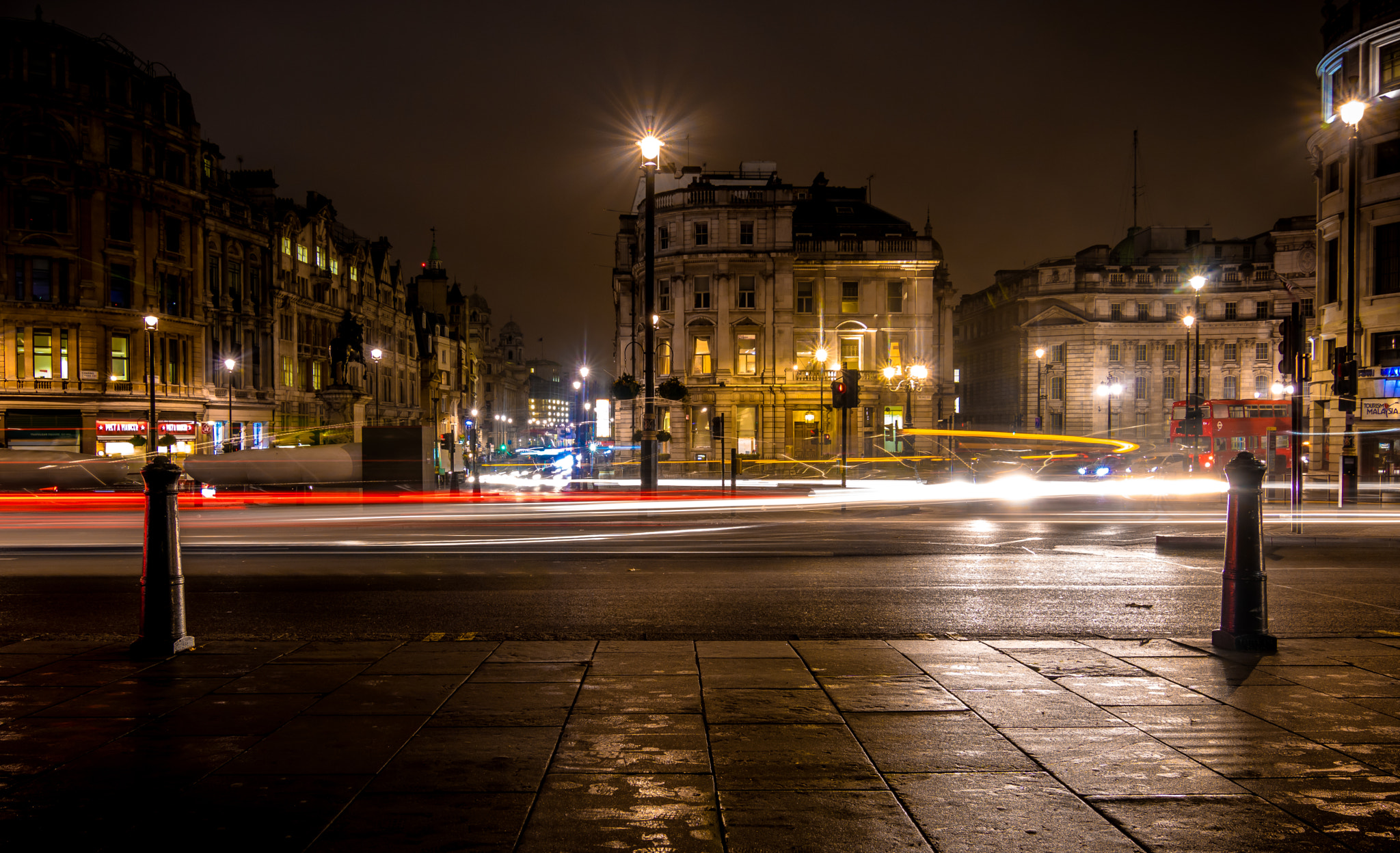 Canon EOS 760D (EOS Rebel T6s / EOS 8000D) sample photo. Sleepless london photography