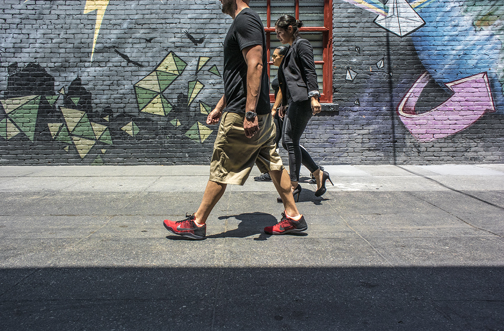 Nikon 1 V3 sample photo. Alley trio photography