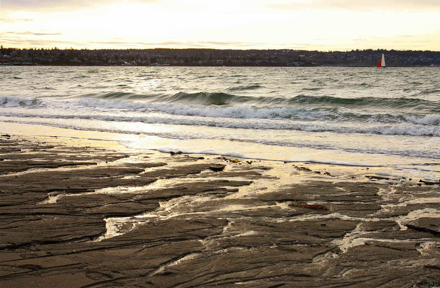 Pentax K110D sample photo. Wintery beach photography