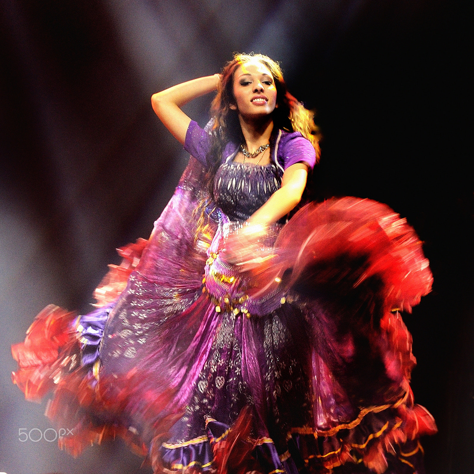 Nikon D3 + Sigma APO 100-300mm F4 EX IF HSM sample photo. Dancing gypsy photography