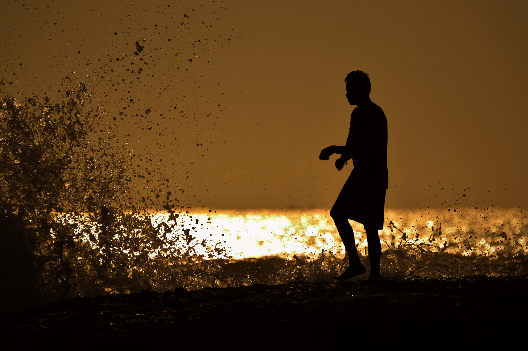 Nikon D3200 + Tamron SP 150-600mm F5-6.3 Di VC USD sample photo. Fisherman at kailasagiri photography