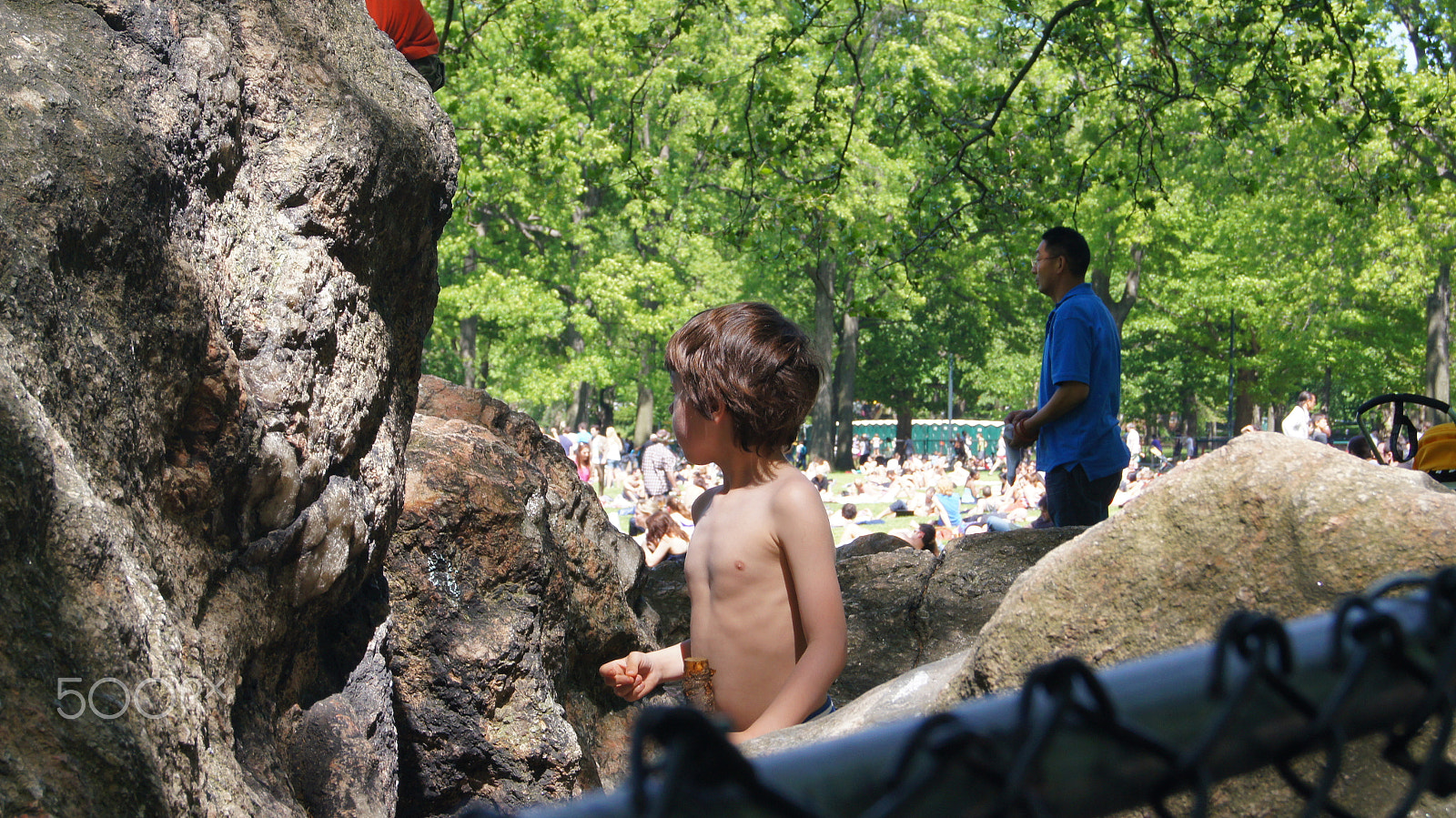 Sony SLT-A55 (SLT-A55V) sample photo. Boy playing photography