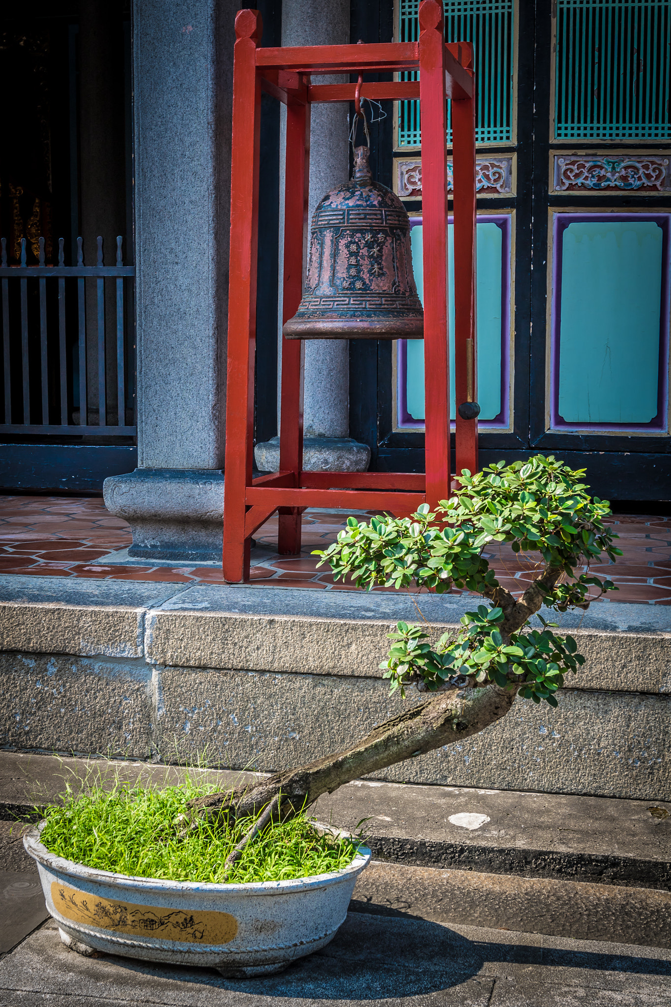 Sigma 18-35mm f/1.8 DC HSM sample photo. Bonsai & bell photography