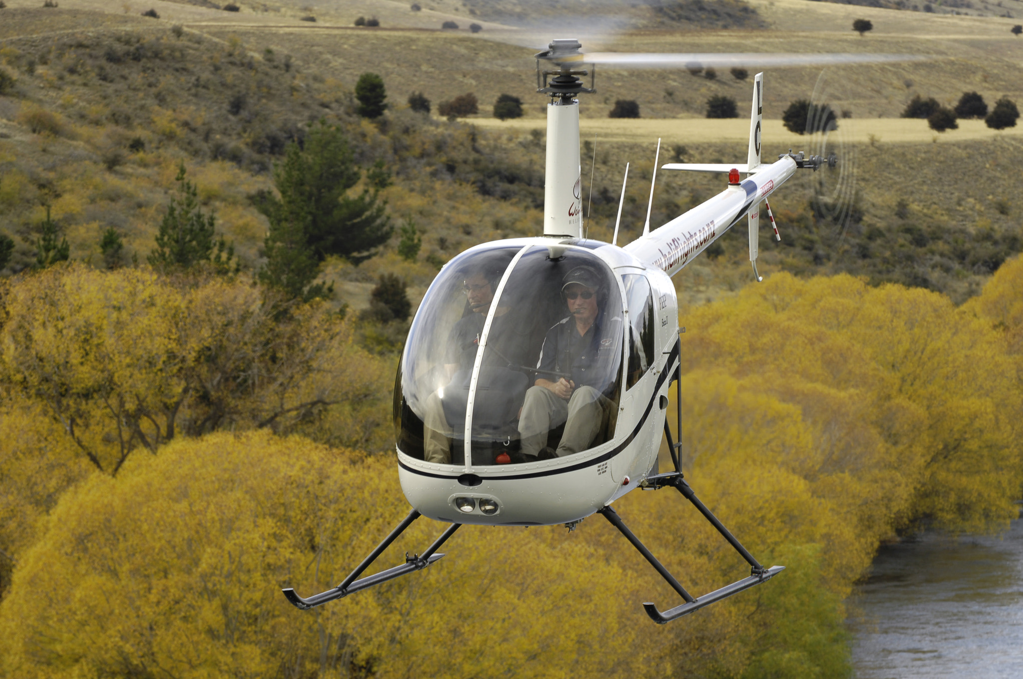 Nikon D2X sample photo. Helicopter over clutha river photography