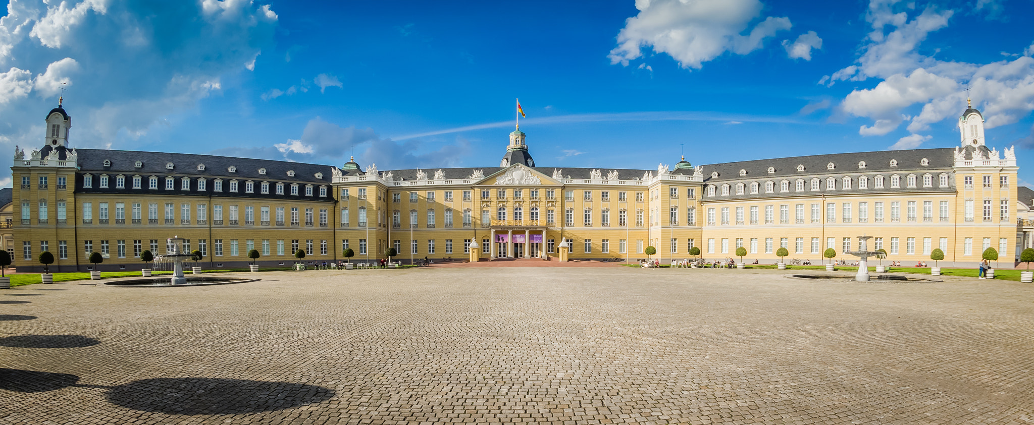 Olympus OM-D E-M1 + OLYMPUS M.8mm F1.8 sample photo. Schloss karlsruhe panorama photography