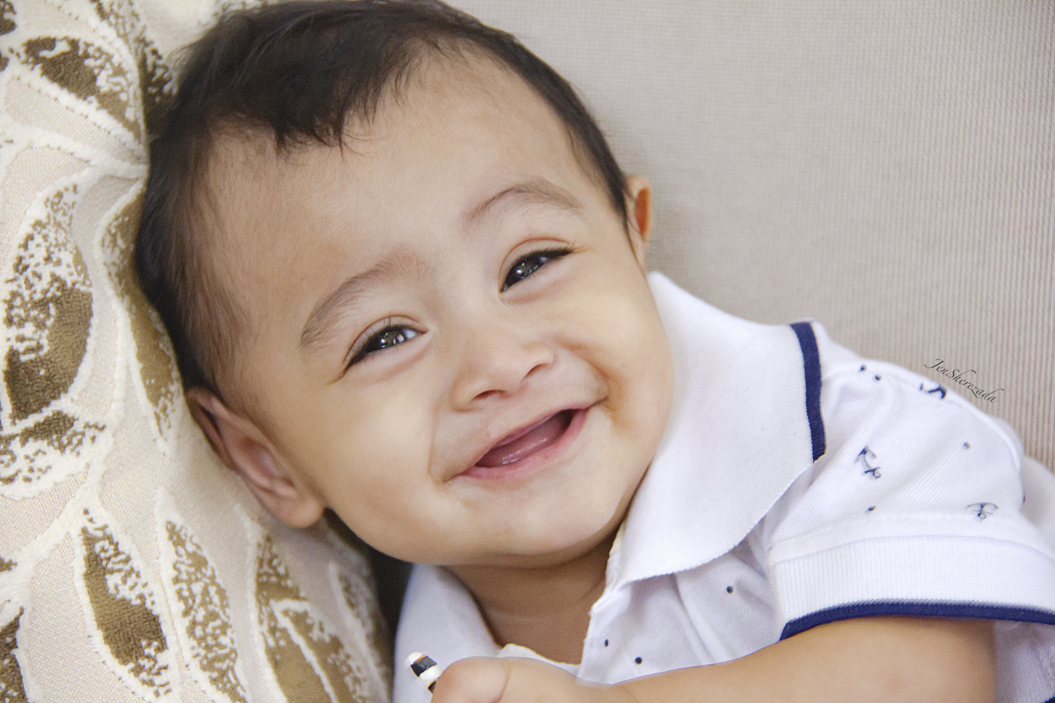 Canon EOS 550D (EOS Rebel T2i / EOS Kiss X4) sample photo. Baby smile photography