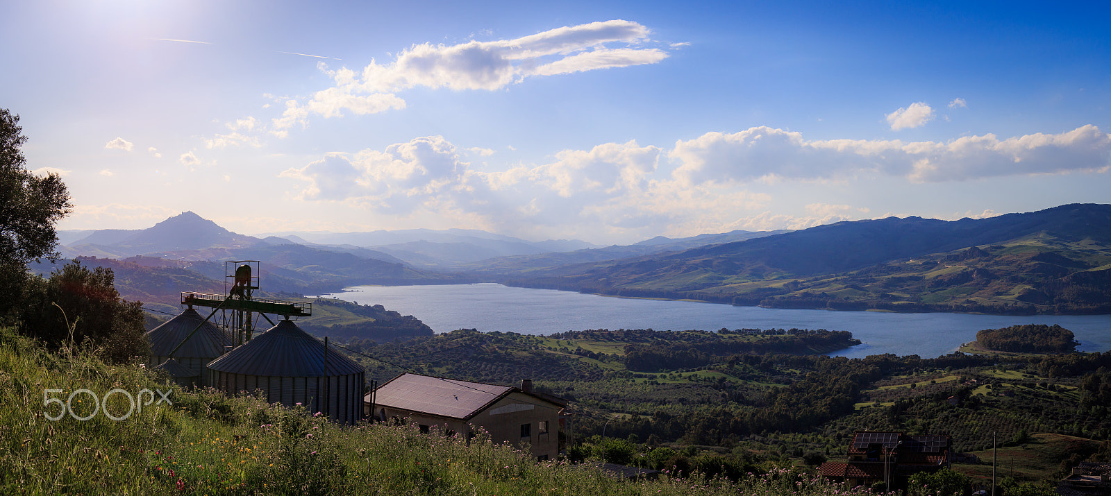 Canon EOS 700D (EOS Rebel T5i / EOS Kiss X7i) + Canon EF-S 18-135mm F3.5-5.6 IS STM sample photo. Sicily, lake pozzillo and agira photography