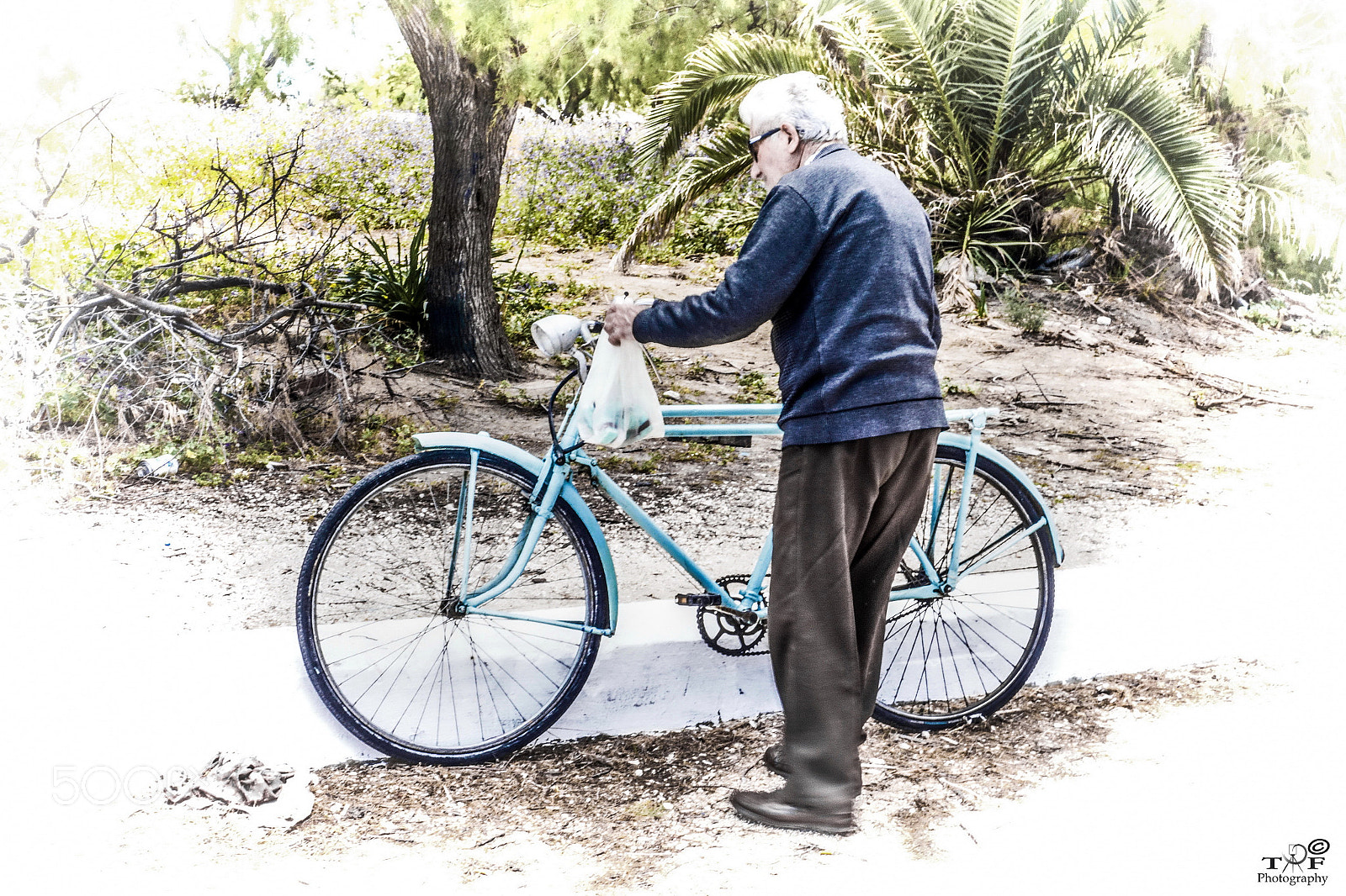 Panasonic Lumix DMC-GX8 + OLYMPUS M.12-50mm F3.5-6.3 sample photo. The bicycle... photography