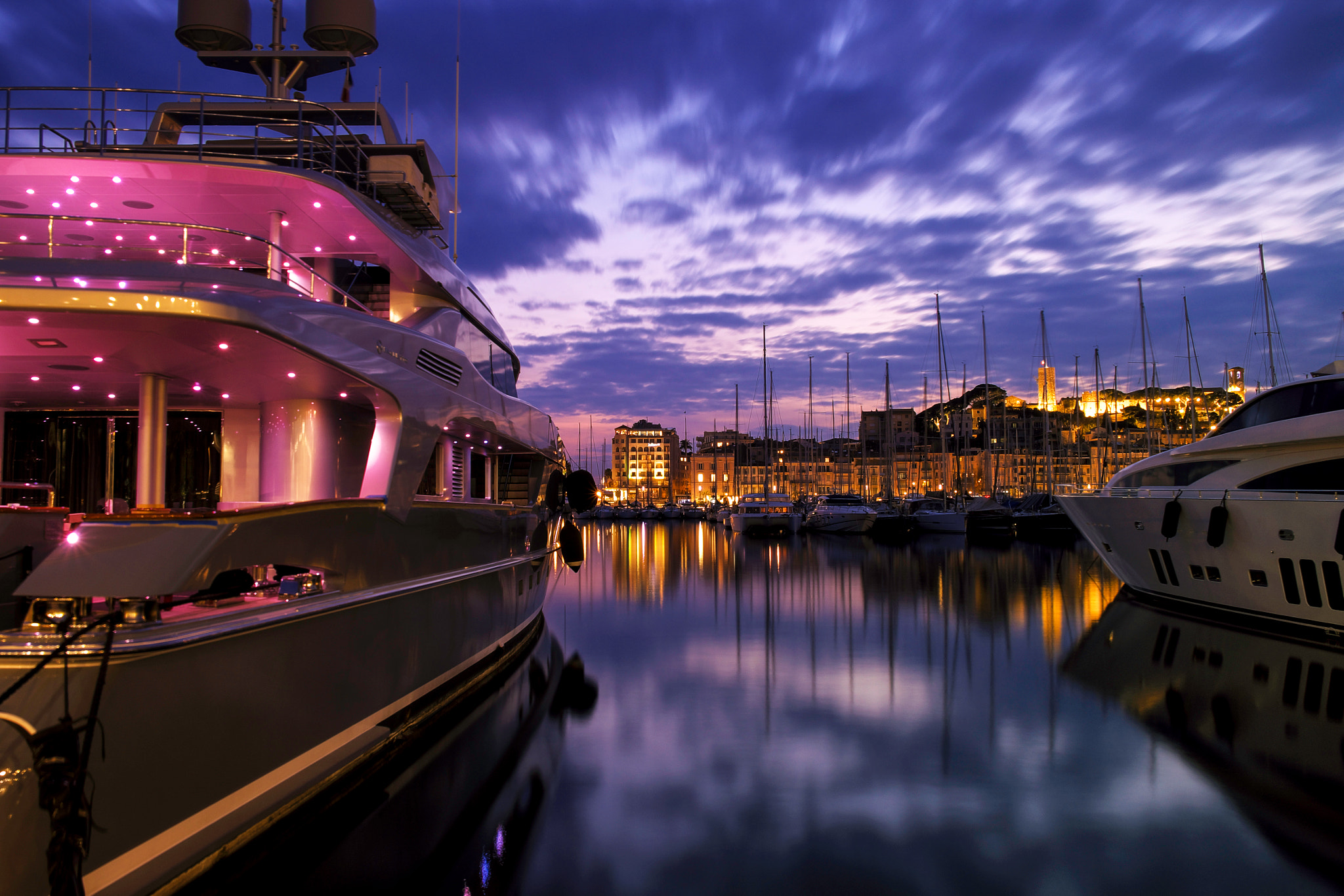 Fujifilm X-M1 + Fujifilm XF 18-55mm F2.8-4 R LM OIS sample photo. Port de cannes, france. photography