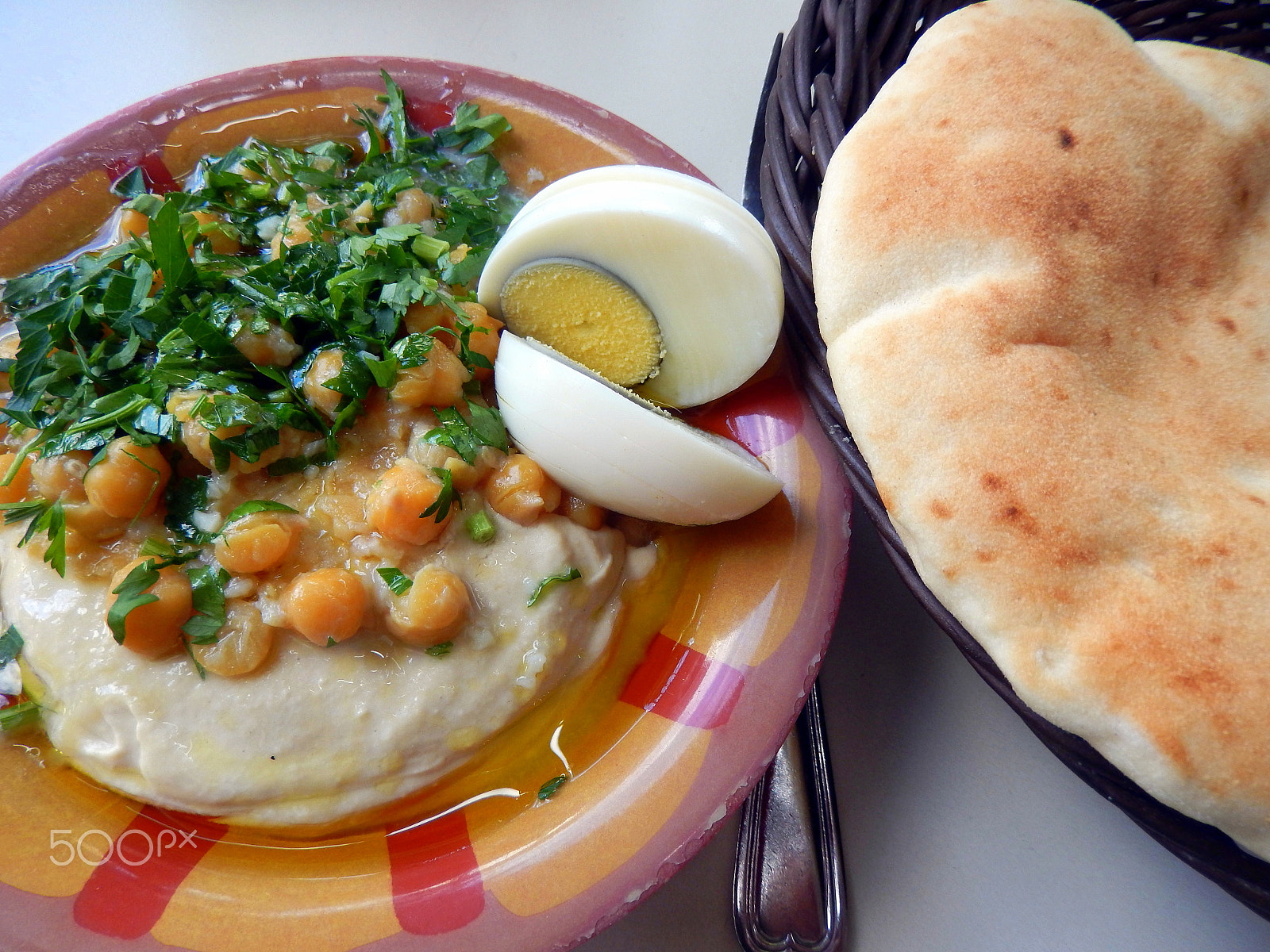 Nikon COOLPIX S9400 sample photo. Hummus with chickpeas and pita bread photography