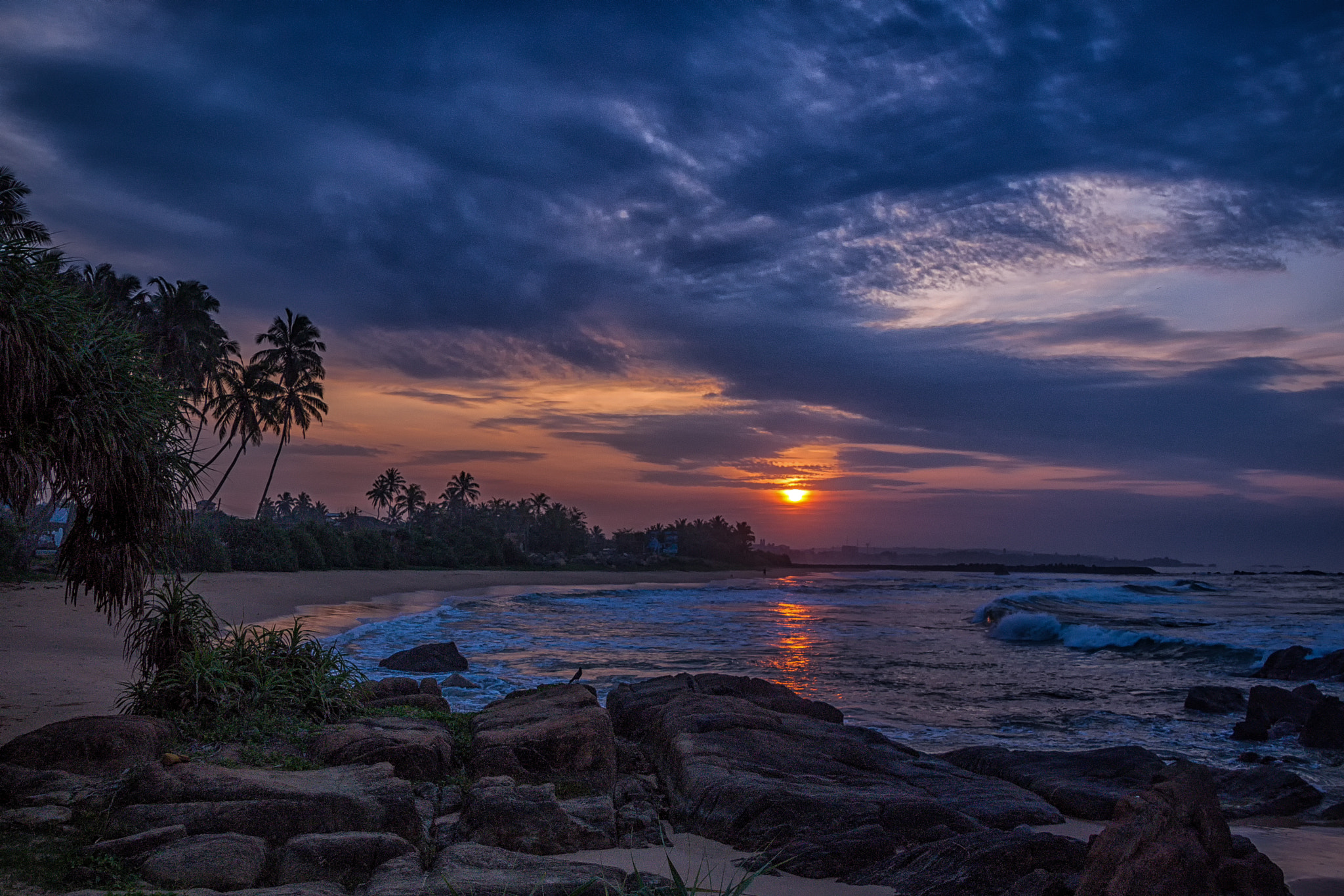 Canon EOS 500D (EOS Rebel T1i / EOS Kiss X3) sample photo. Sunrise over galle beach, srilanka photography