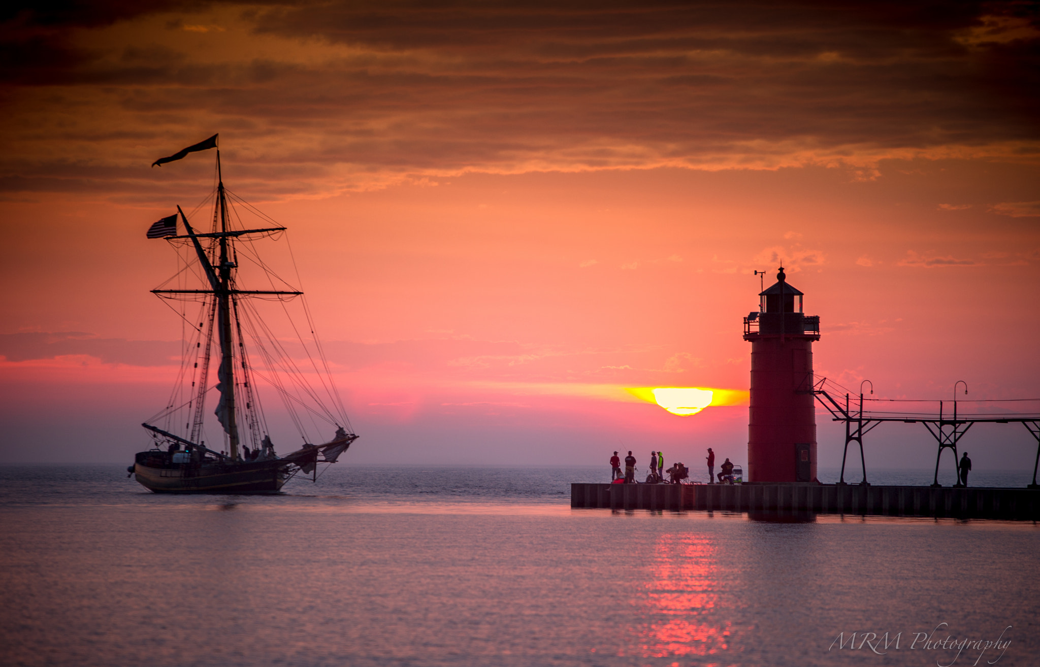 Sigma 70-200mm F2.8 EX DG OS HSM sample photo. Sail at sunset photography