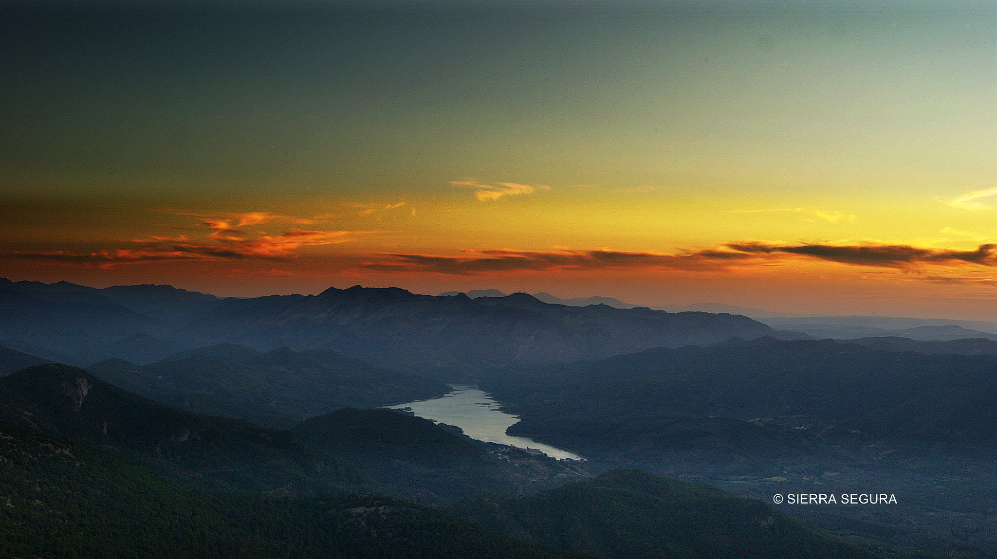 Sony DT 18-55mm F3.5-5.6 SAM sample photo. Amanece en el yelmo. sierras de cazorla, segura y las villas. photography