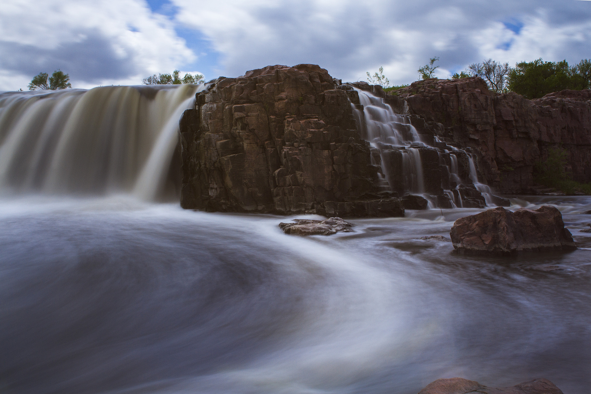Canon EOS 7D + Canon EF 24mm F2.8 sample photo. Sioux falls waterfalls photography