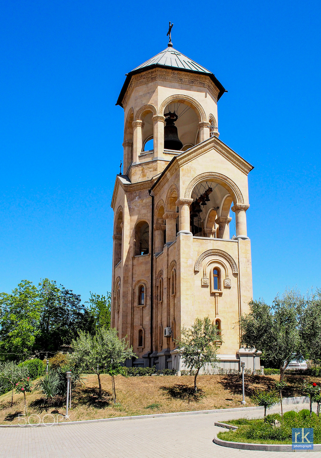 Olympus OM-D E-M10 II + Olympus M.Zuiko Digital 17mm F1.8 sample photo. Clock tower, tbilisi sameba cathedral,tbilisi sameba cathedral, tbilisi, georgia photography