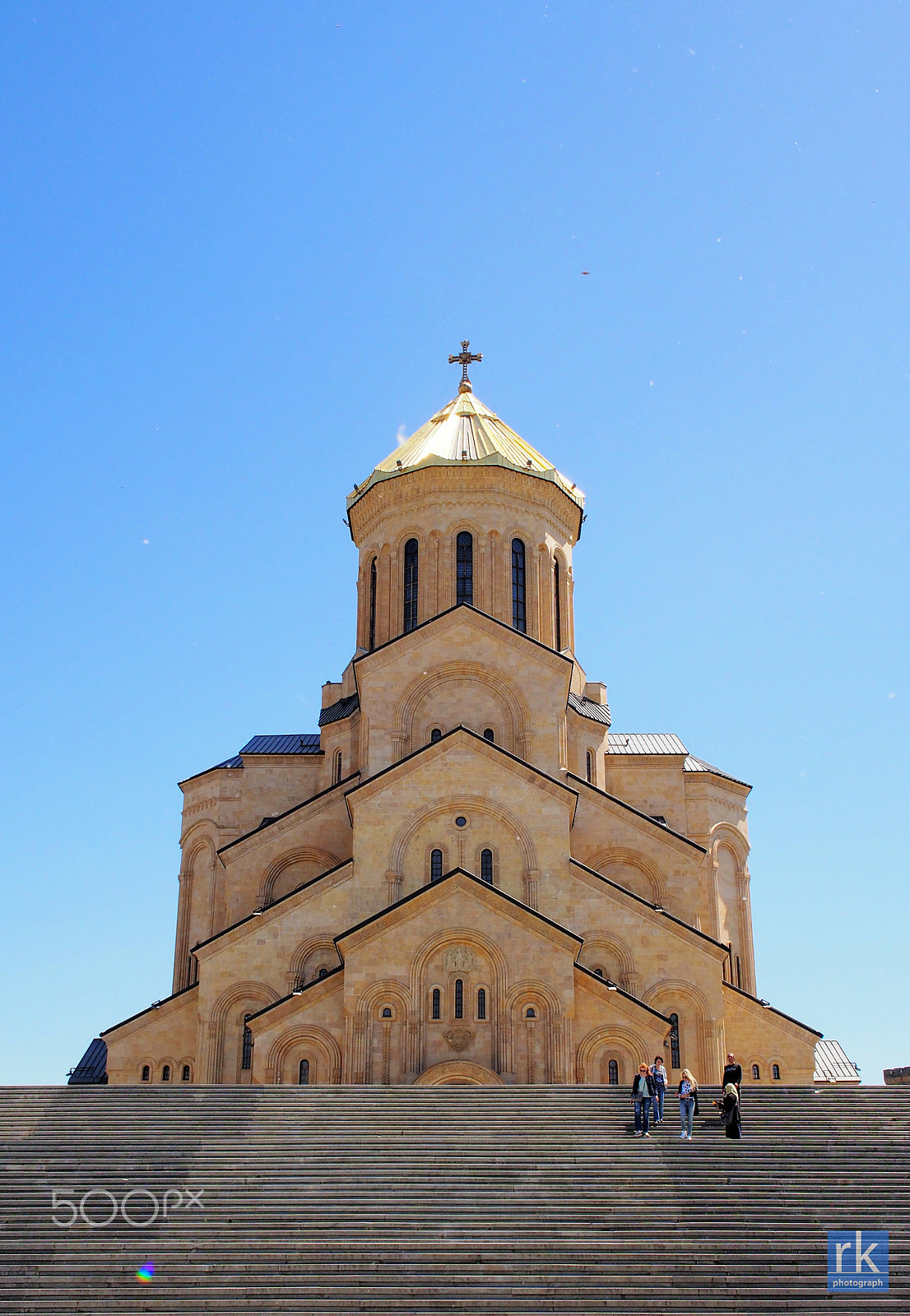 Olympus OM-D E-M10 II + Olympus M.Zuiko Digital 17mm F1.8 sample photo. Tbilisi, georgia photography