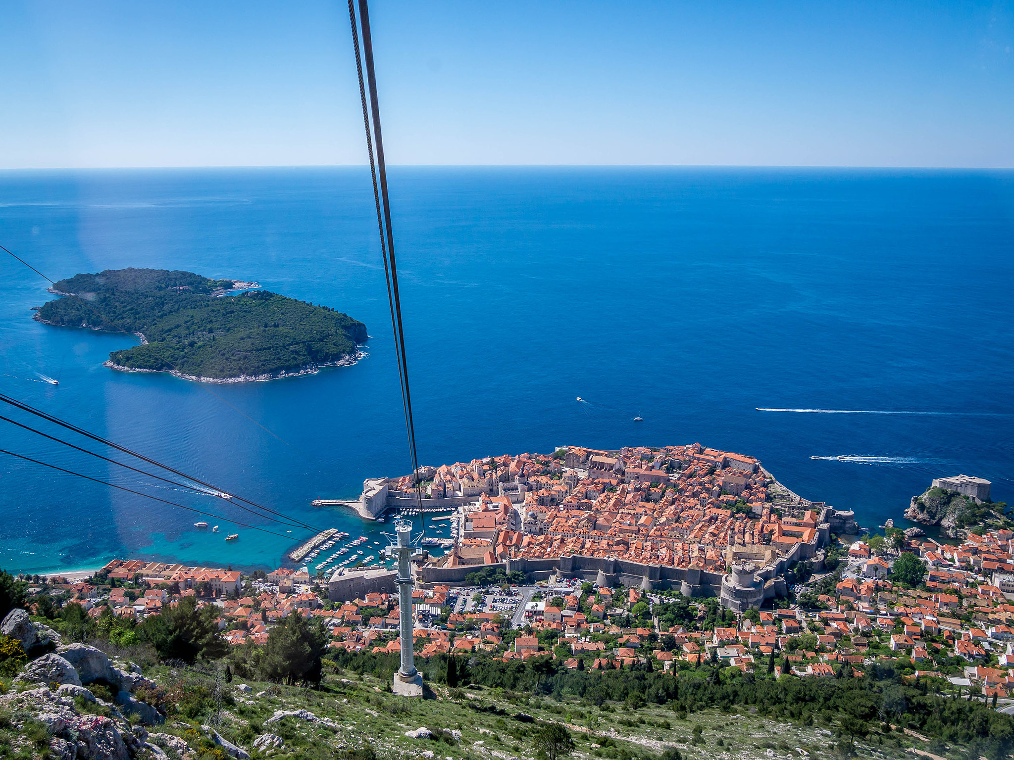Panasonic Lumix DMC-GH3 sample photo. Cable car above old dubrovnik photography