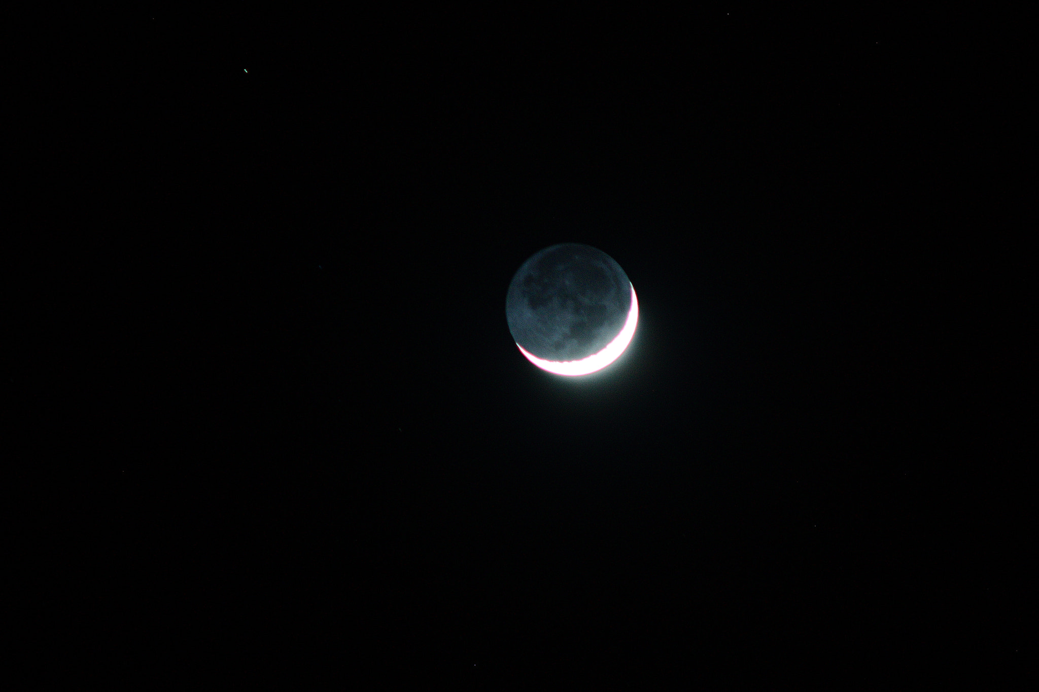 Canon EF 90-300mm F4.5-5.6 sample photo. Croissant moon photography