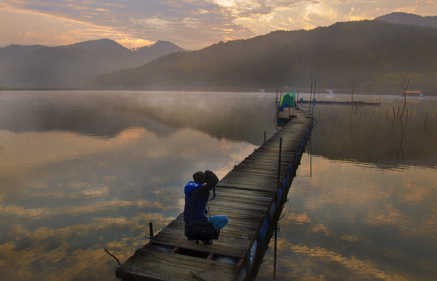 Canon EF 17-35mm f/2.8L sample photo. Photographer photography