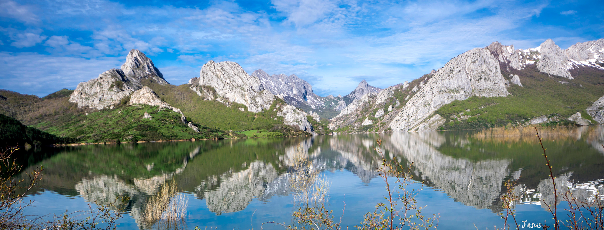 Sigma AF 10-20mm F4-5.6 EX DC sample photo. Reservoir riaño.leon.spain photography