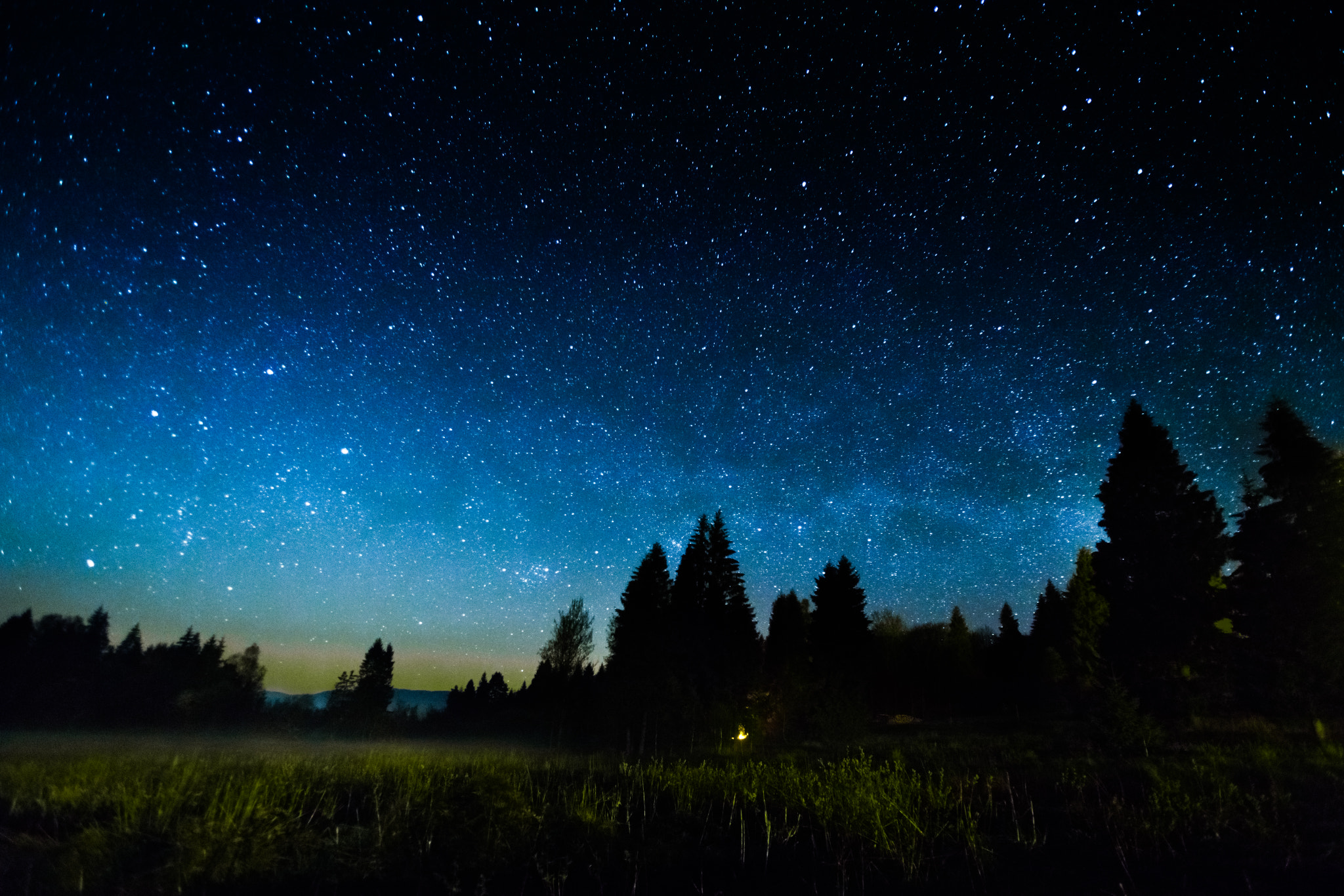 Canon EOS 5DS + Canon EF 16-35mm F2.8L USM sample photo. Starry night in bieszczady mountains photography