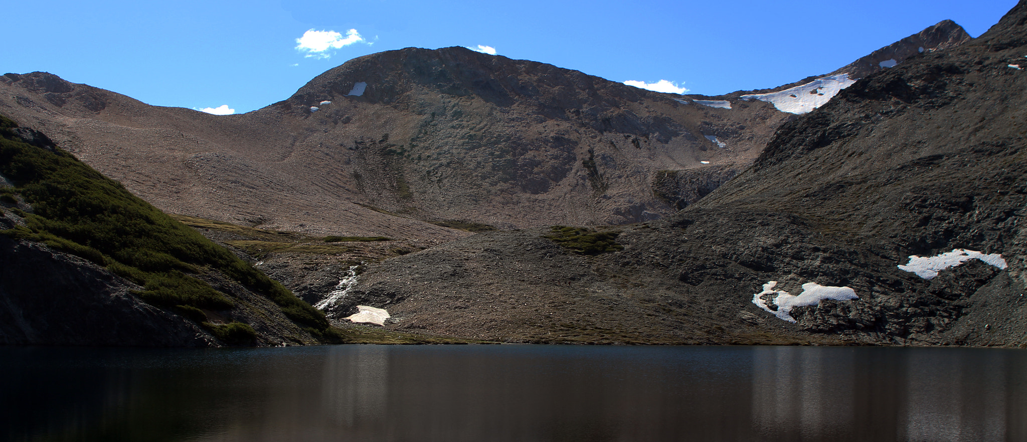 Canon EF 28-105mm f/3.5-4.5 USM sample photo. Mountain lake photography