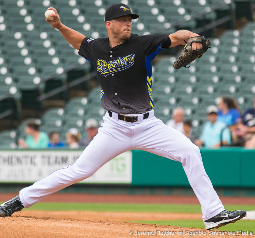 Canon EOS 7D Mark II + Sigma 100-300mm f/4 sample photo. Sugar land skeeters players photography