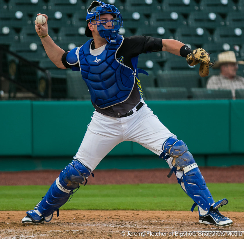 Canon EOS 7D Mark II + Sigma 100-300mm f/4 sample photo. Sugar land skeeters players photography