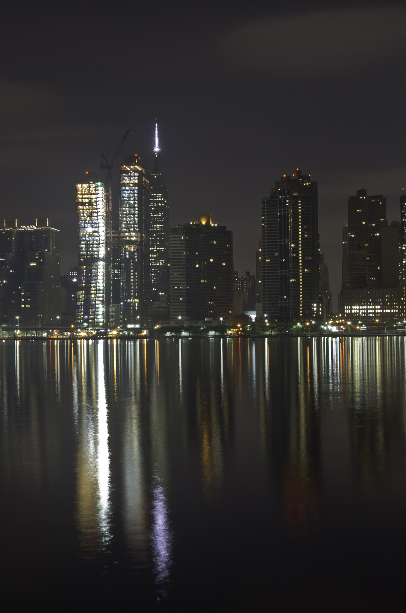 Nikon D7000 + AF Zoom-Nikkor 24-50mm f/3.3-4.5 sample photo. Reflections of nyc photography