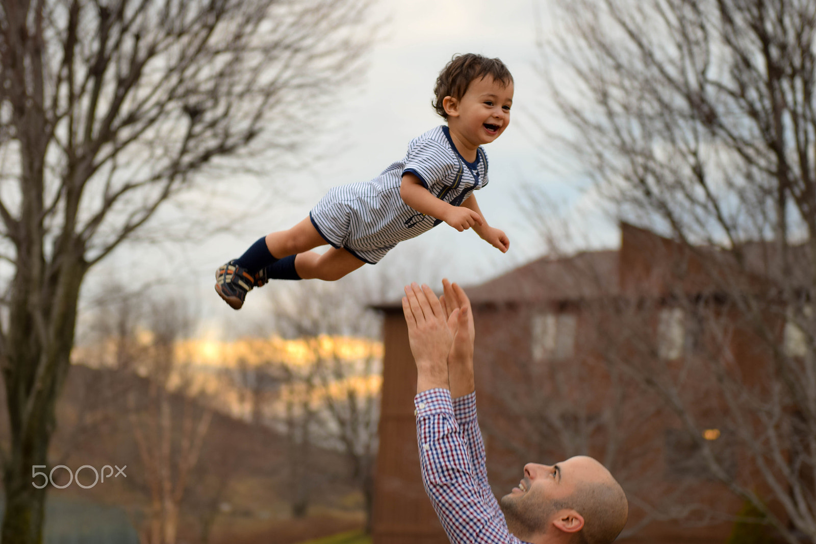 Nikon AF-S Nikkor 24-70mm F2.8G ED sample photo. (baby thrown) photography